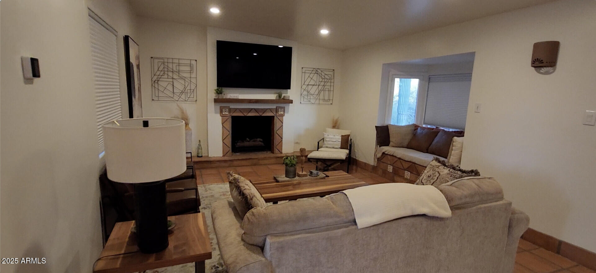 5418 E YOLANTHA Street