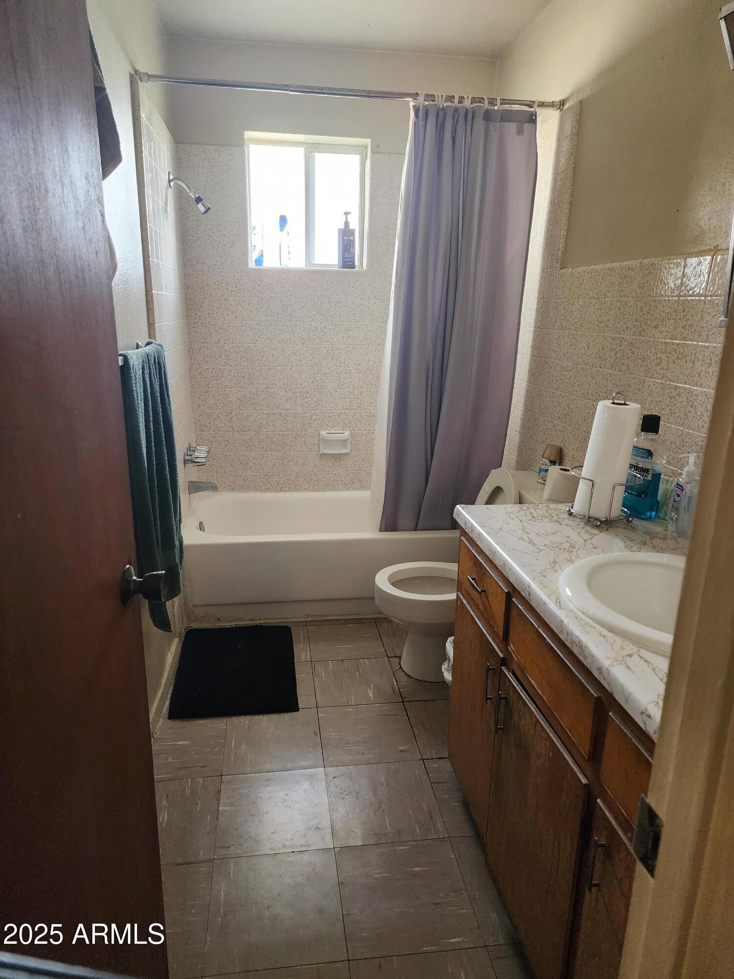 1841 W FAIRMOUNT Avenue