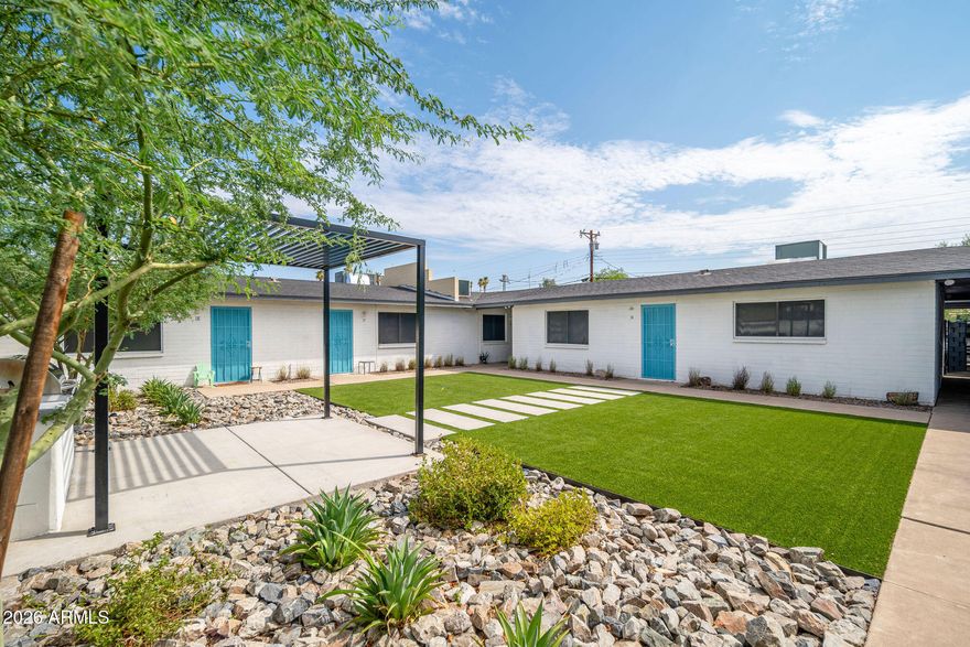 Advantageously situated directly north of Midtown's Melrose Arts District , Palm Square (''the property'') is an 18-unit community primely located in Central Phoenix. With the convenience and proximity of the Interstate 17 Freeway and State Route 51, two of The Valley's major transportation arteries, residents are provided direct access to nearly any destination across The Valley within a desirable commute time. A number of the most prominent employment and entertainment corridors in the state are just a short drive away. The Innovation Employment Corridor, which runs down Central Avenue, provides employment opportunities from some of the most prolific companies in Arizona such as Banner Health and IBM. In addition, Palm Square is just two miles from Grand Canyon University, the largest Christian university in the nation, with an on-campus enrollment of ±25,000 students and online enrollment of ±90,000 students. 

Built in 1958 Palm Square is comprised of 6 studio, 10 one-bedroom, and 2 two-bedroom floorplans. The entire community's exterior has been renovated with new paint, landscaping, roof, windows, and select mechanical (HVAC and electrical). In addition, 15 of the 18 unit's interiors have been renovated with new appliances, countertops, cabinets, flooring, fixtures, hardware, and individual washer/dryer.