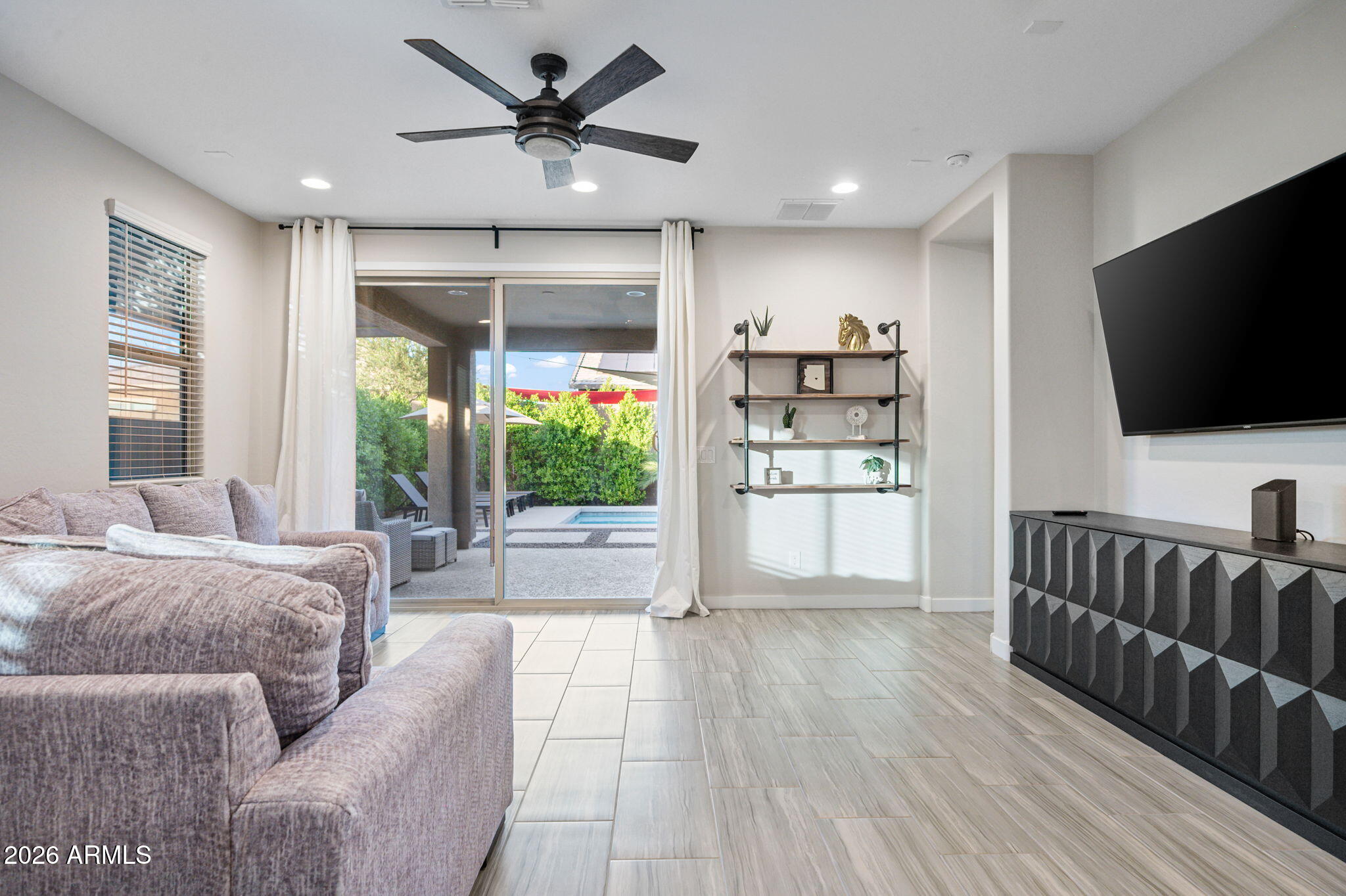 21076 E ESTRELLA Road