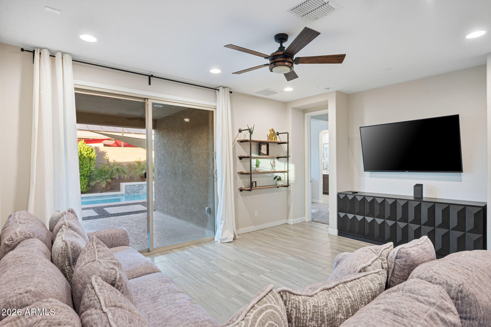 21076 E ESTRELLA Road