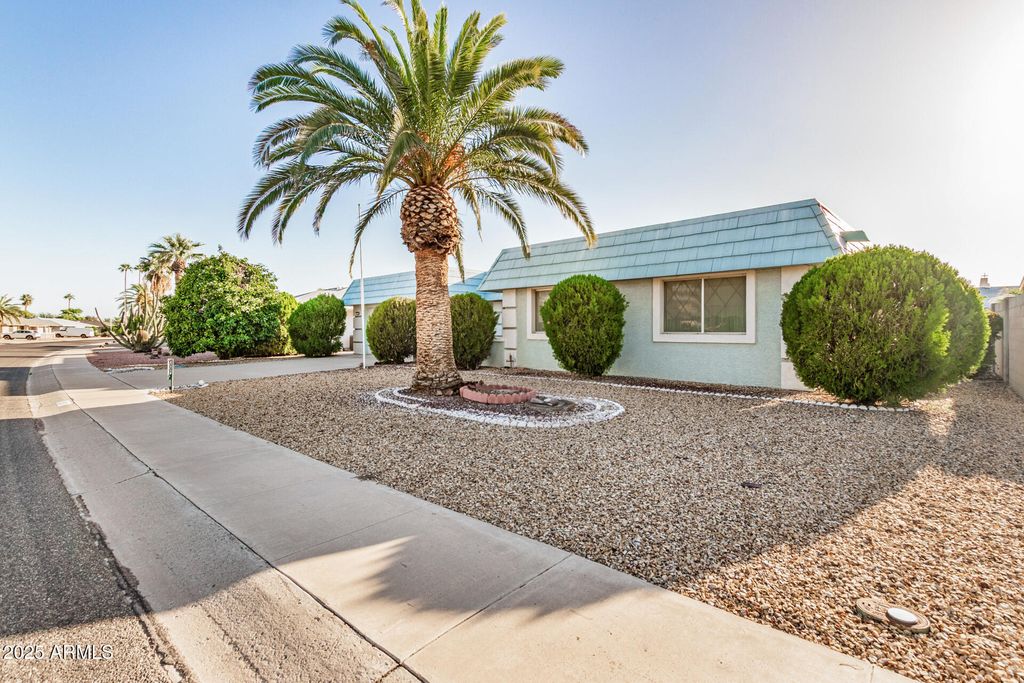 Photo of 9337 W Hidden Valley Circle N, Sun City, AZ 85351 (MLS # 6934363)