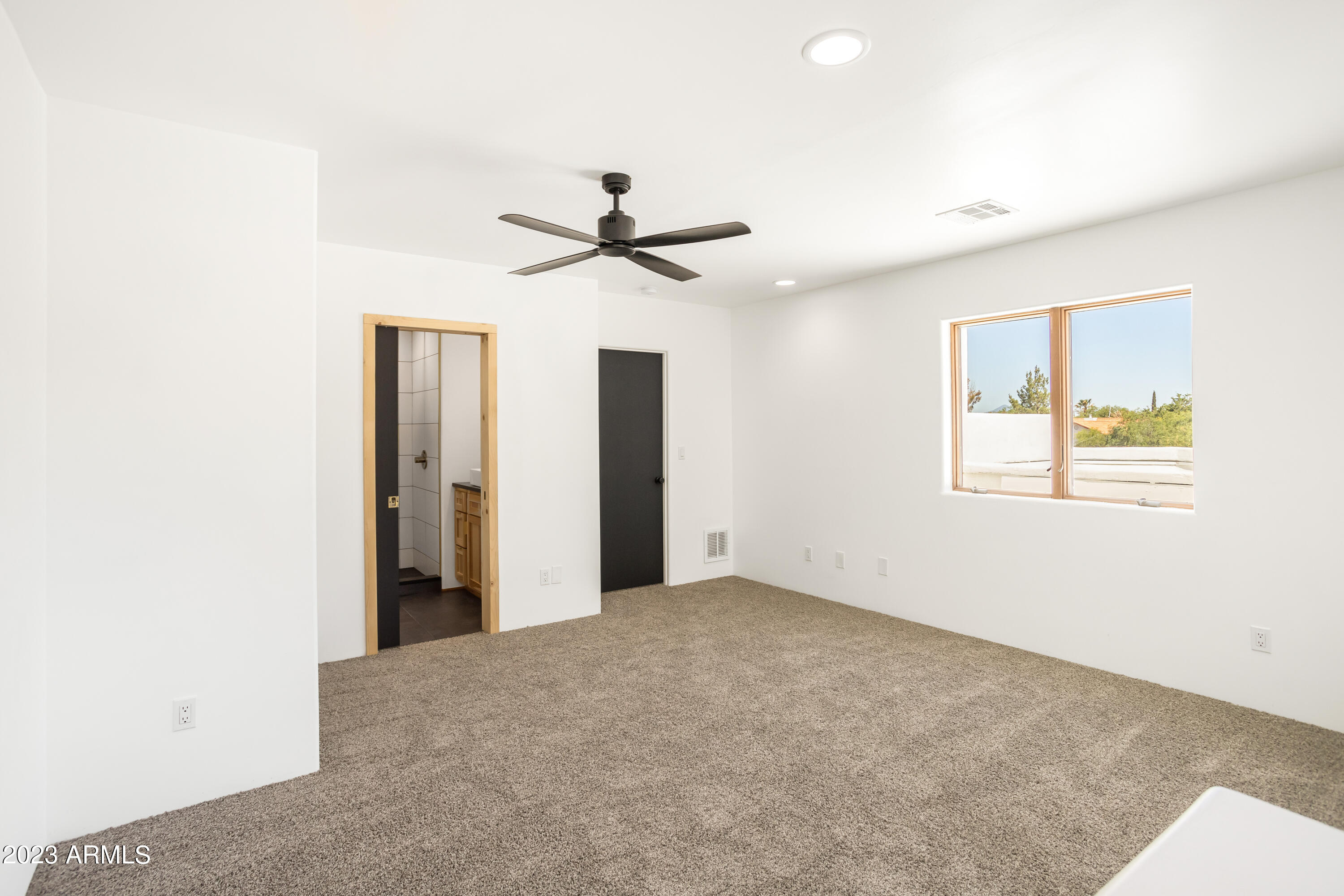 MOUNTAIN SHADOWS PHASE A - Residential