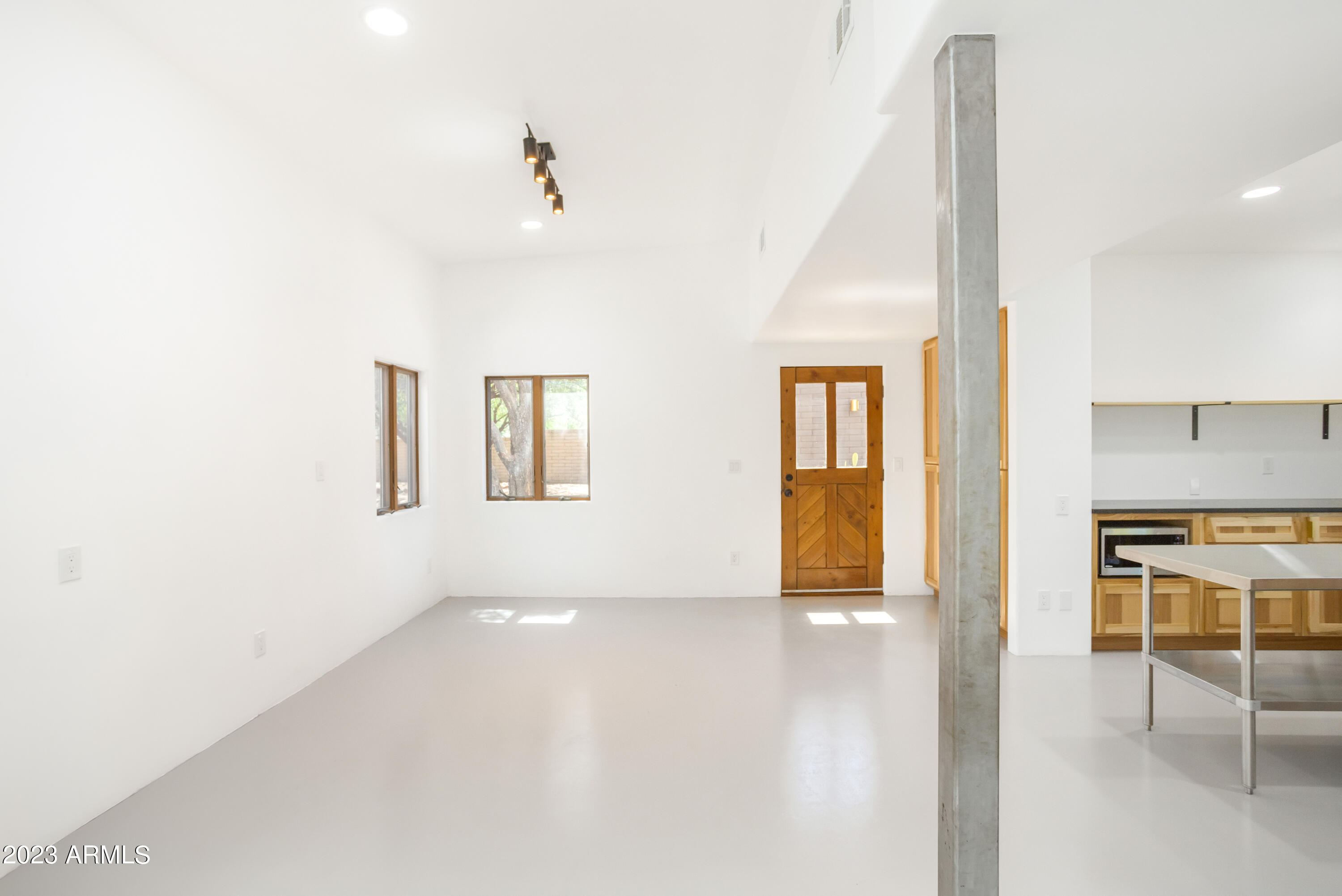 MOUNTAIN SHADOWS PHASE A - Residential