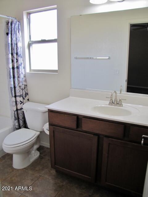 CHAPARRAL VILLAGE NORTH PHASE 4 - Residential Lease