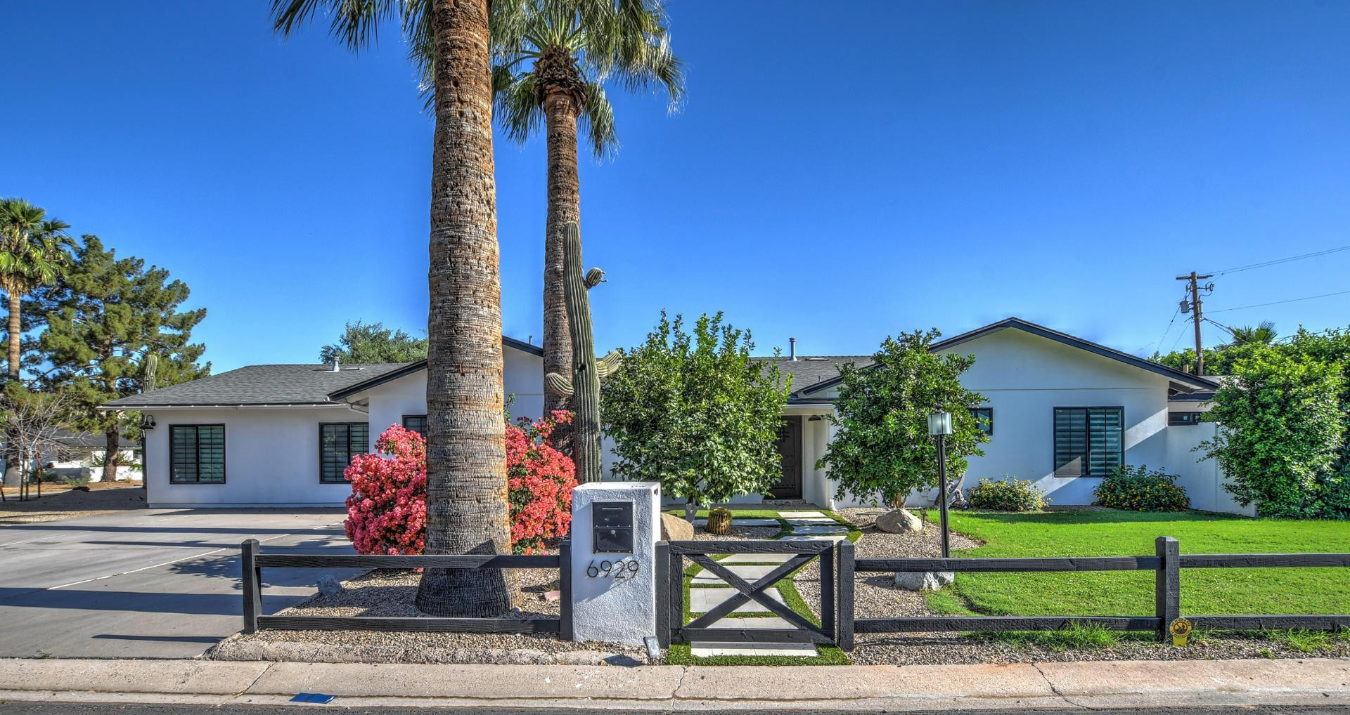 6929 E Mariposa Drive