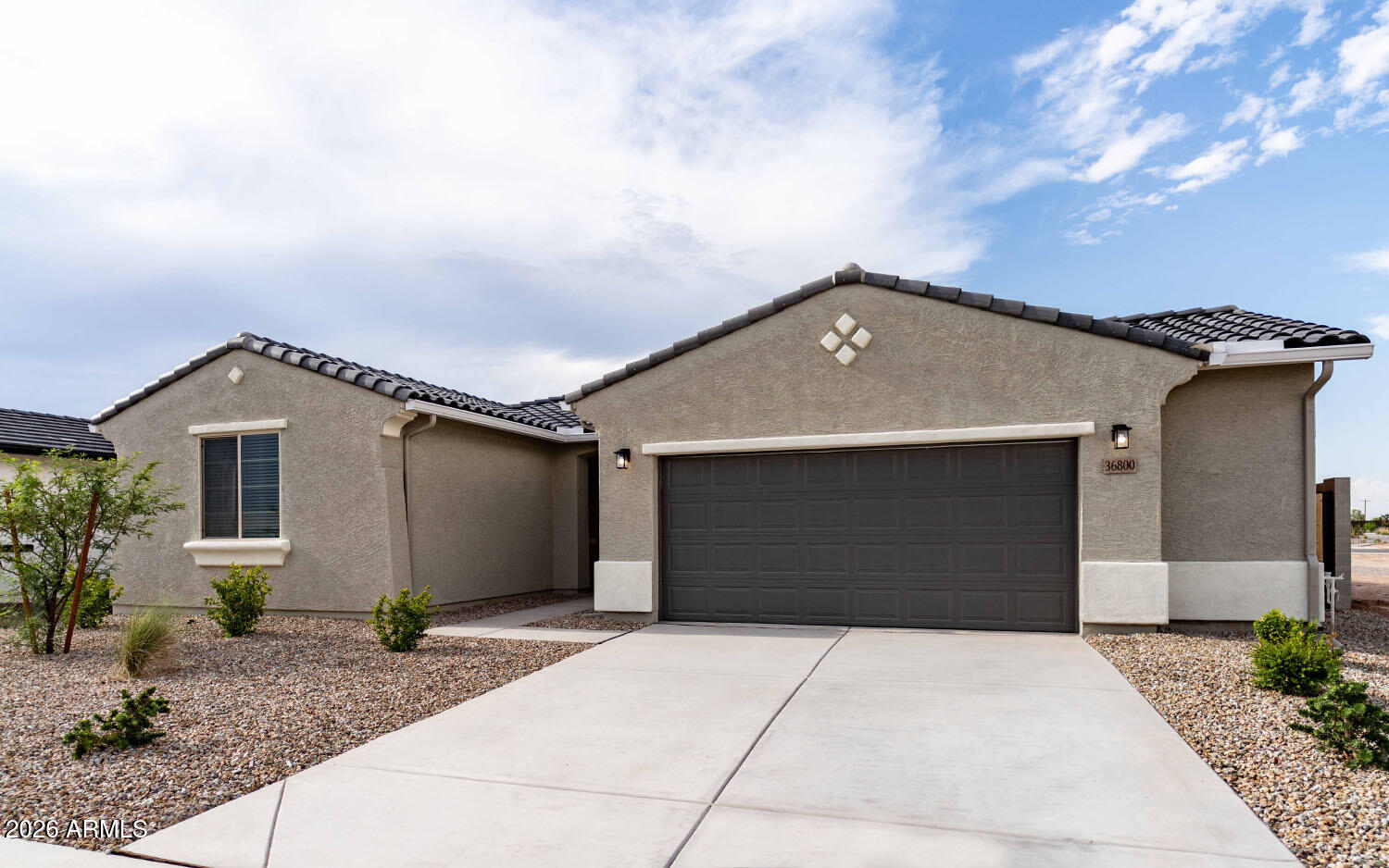 36800 W SAN CLEMENTE Street