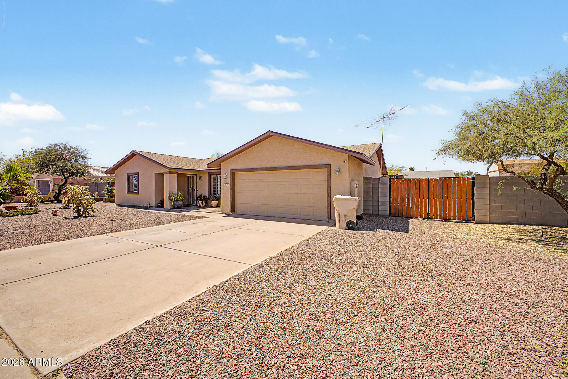 10565 W BUENA VISTA Drive