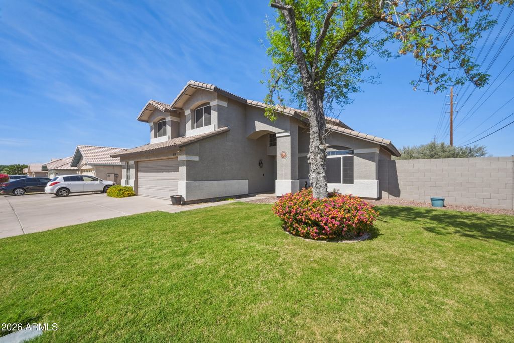 Photo of 8310 W Pershing Avenue, Peoria, AZ 85381 (MLS # 7001274)