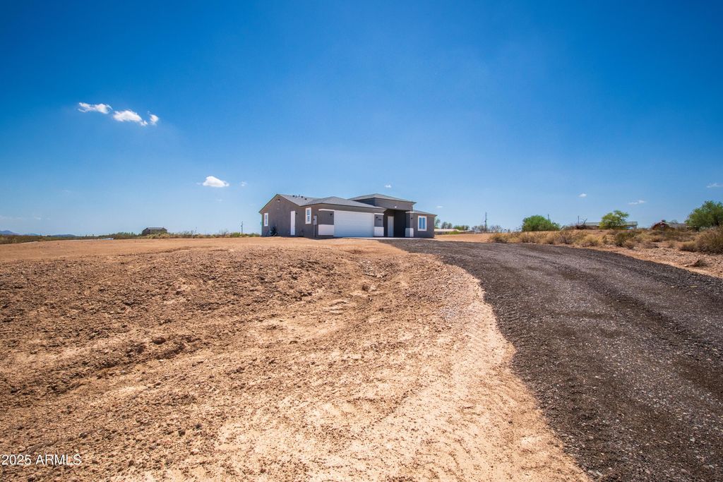 Photo of 32981 W Elwood Street, Tonopah, AZ 85354 (MLS # 6908039)