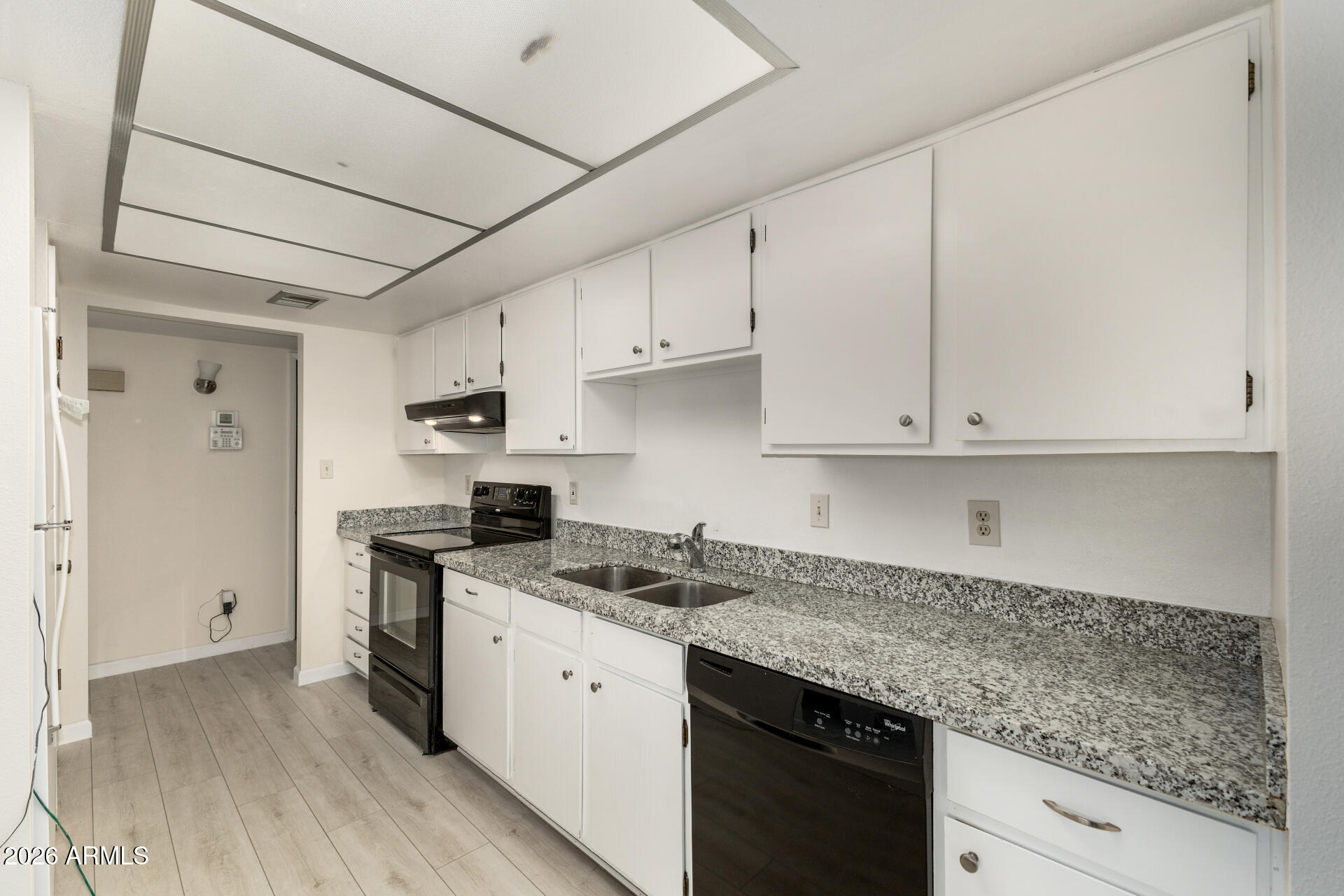 10602 W AVENIDA GLENROSA Street