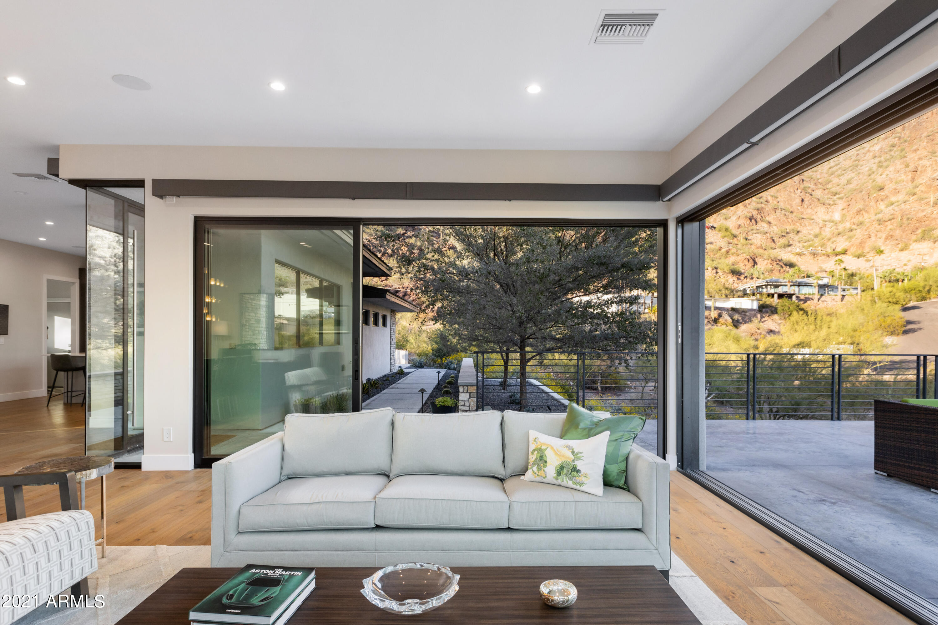RED ROCK - Residential