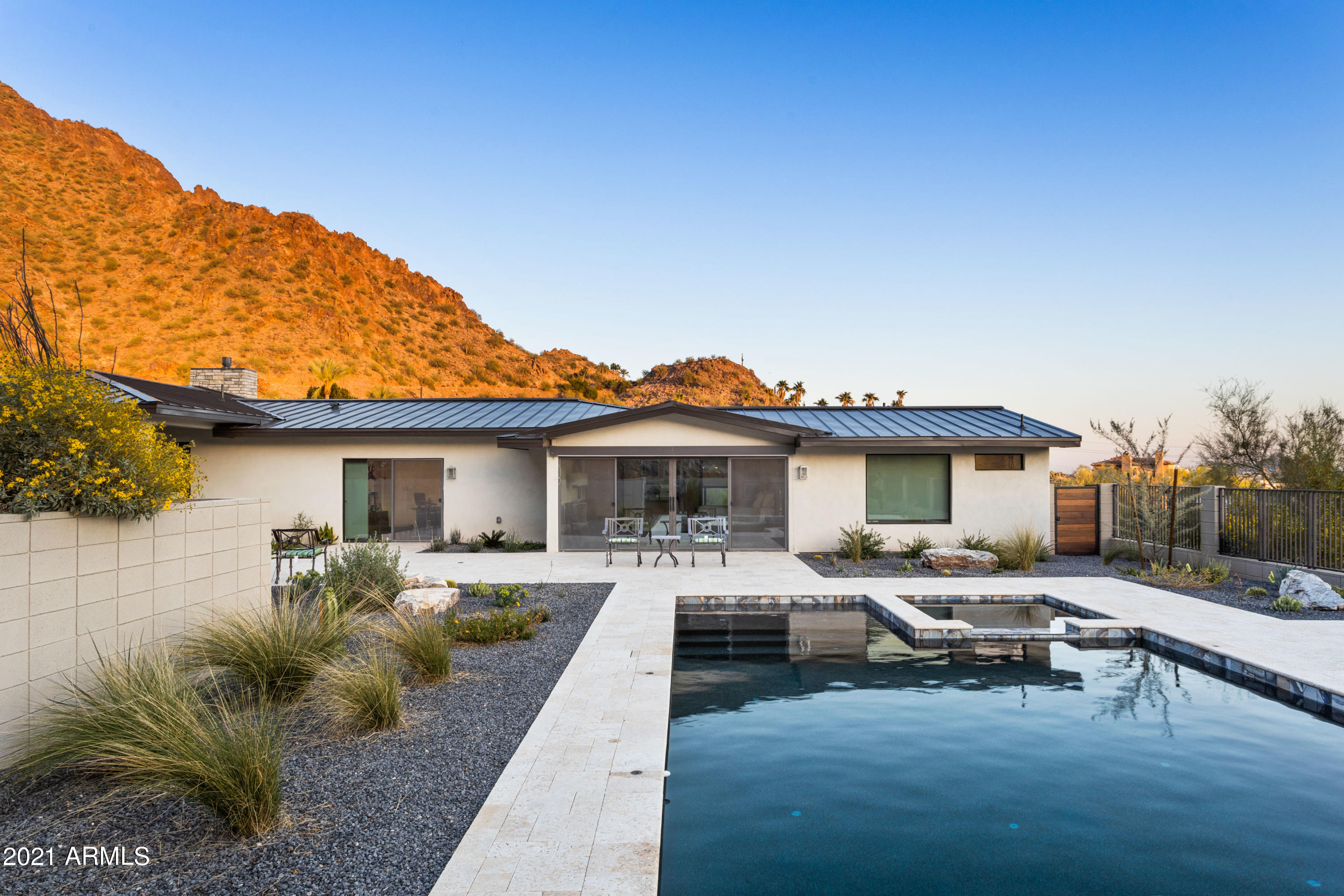 RED ROCK - Residential