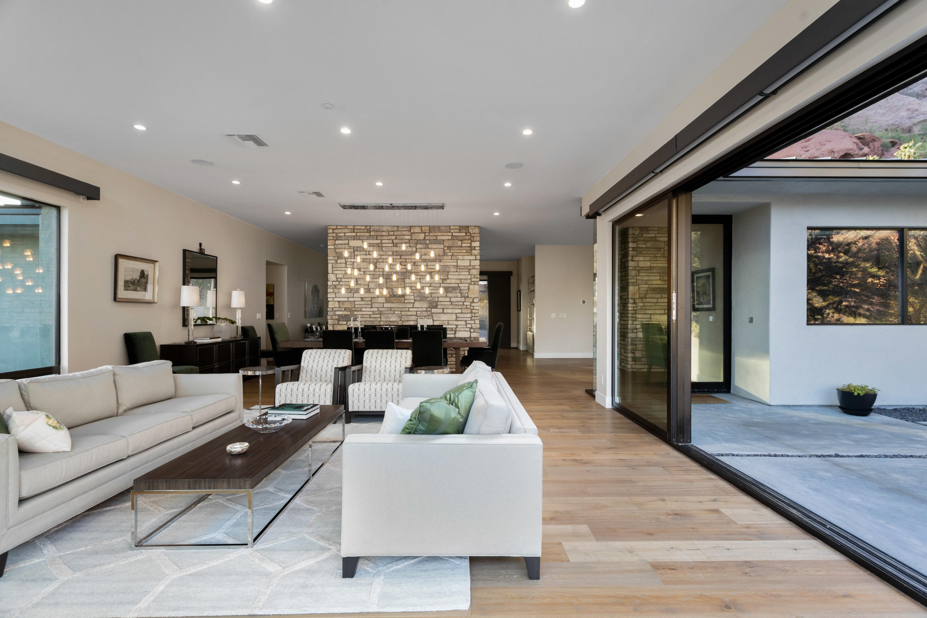 RED ROCK - Residential