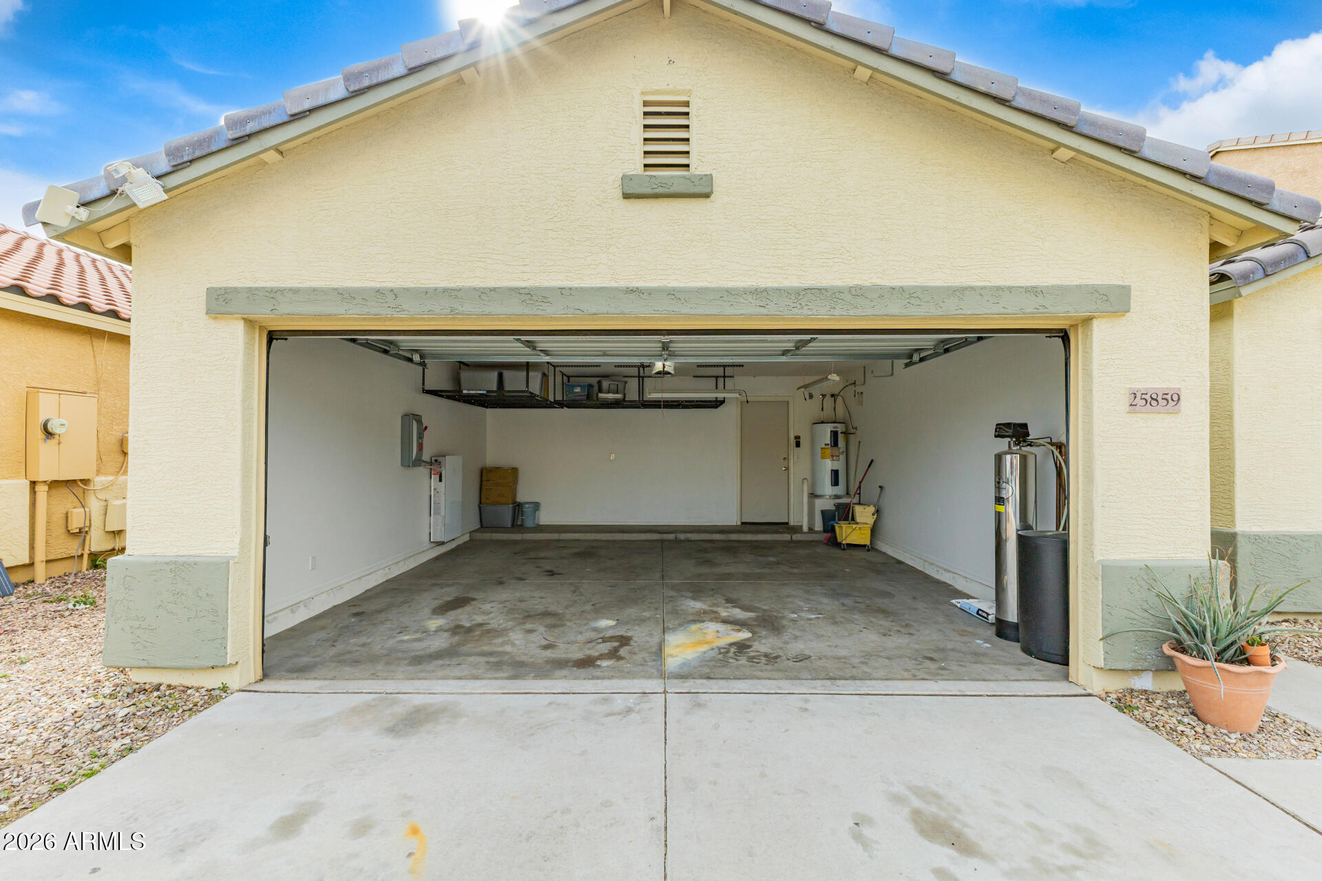 25859 W VICTORY Street