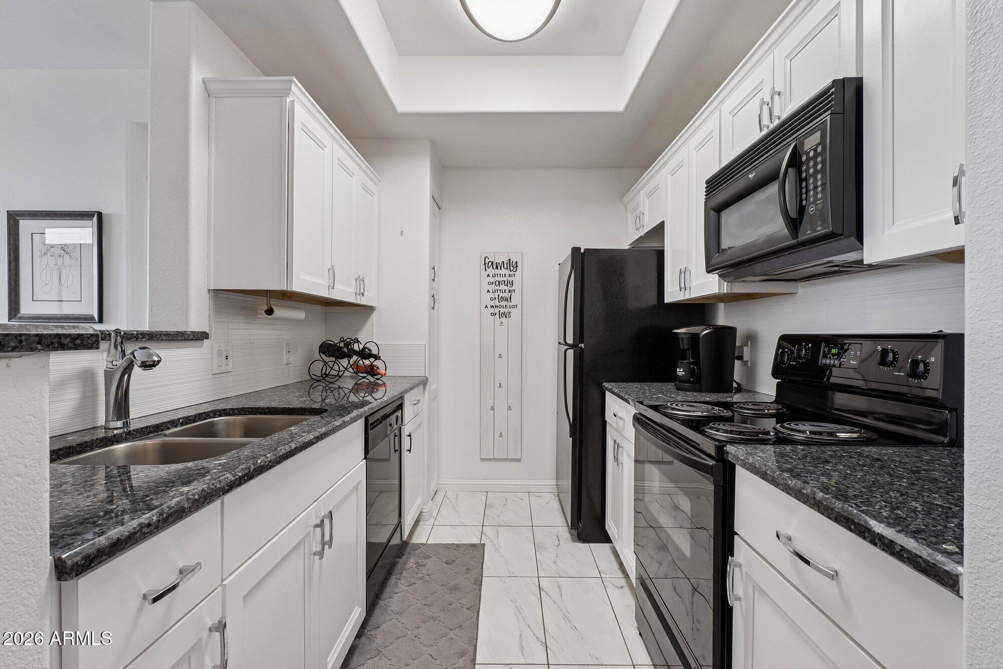 3830 E LAKEWOOD Parkway 3110