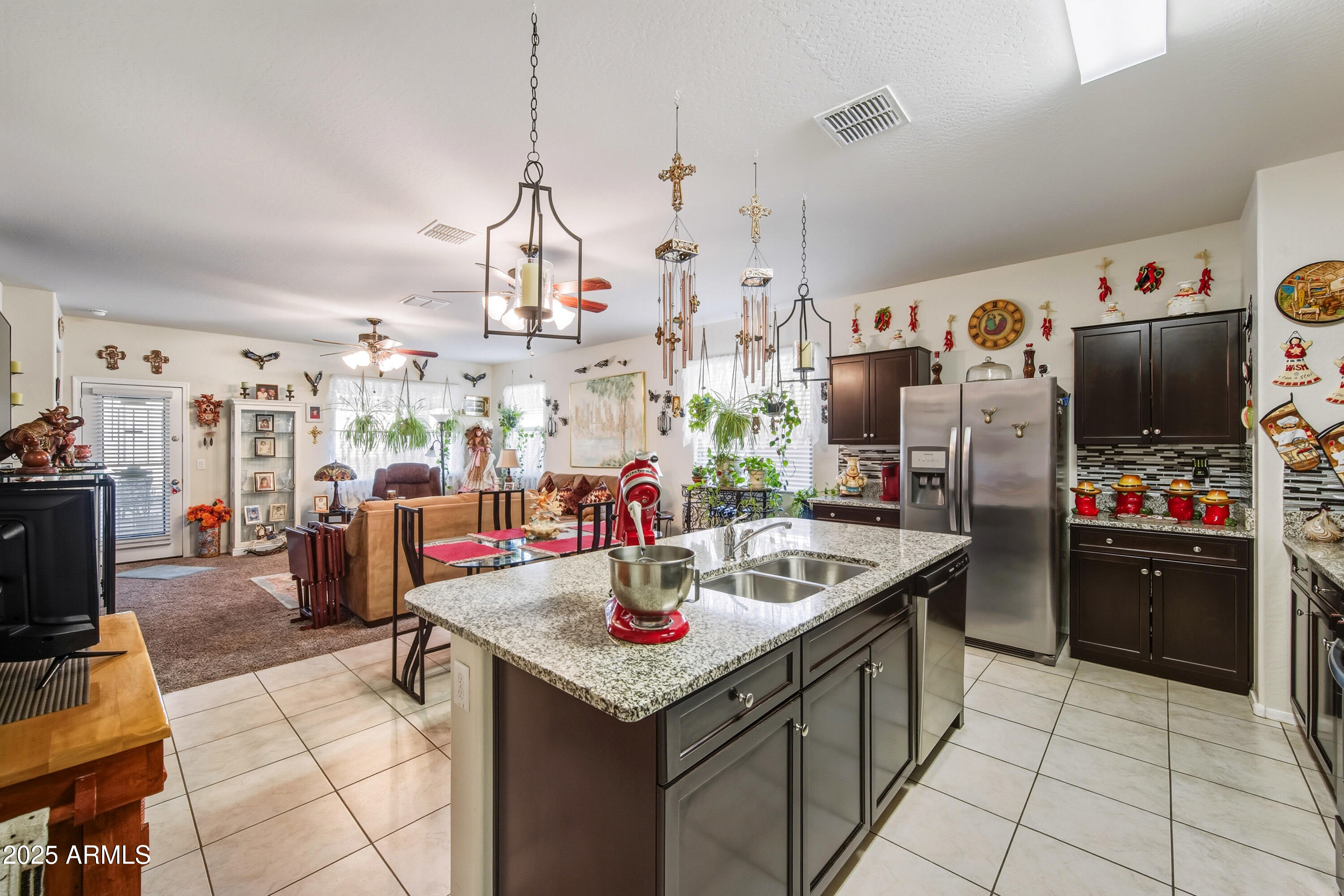 30904 W FAIRMOUNT Avenue