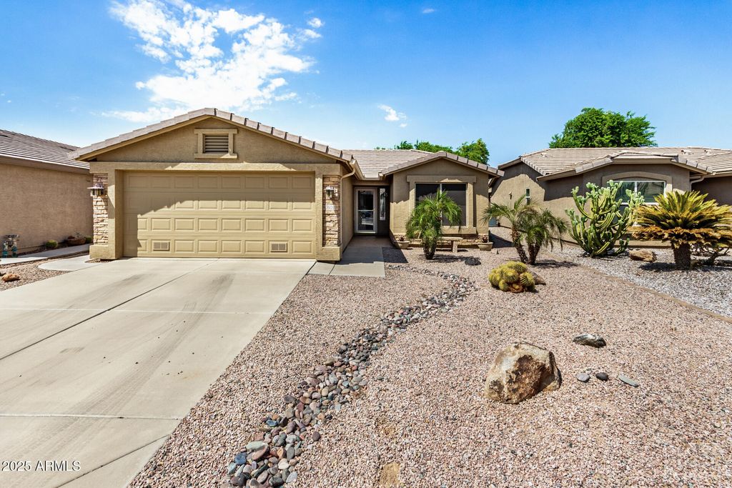 Photo of 3920 E Runaway Bay Place, Chandler, AZ 85249 (MLS # 6910722)