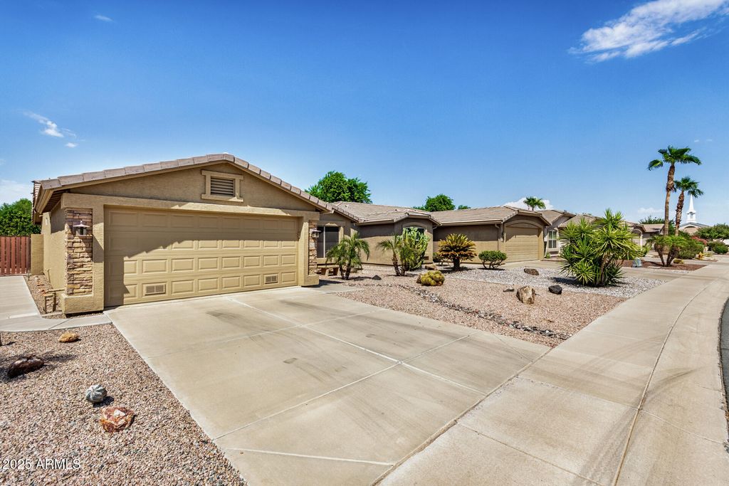 Photo of 3920 E Runaway Bay Place, Chandler, AZ 85249 (MLS # 6910722)