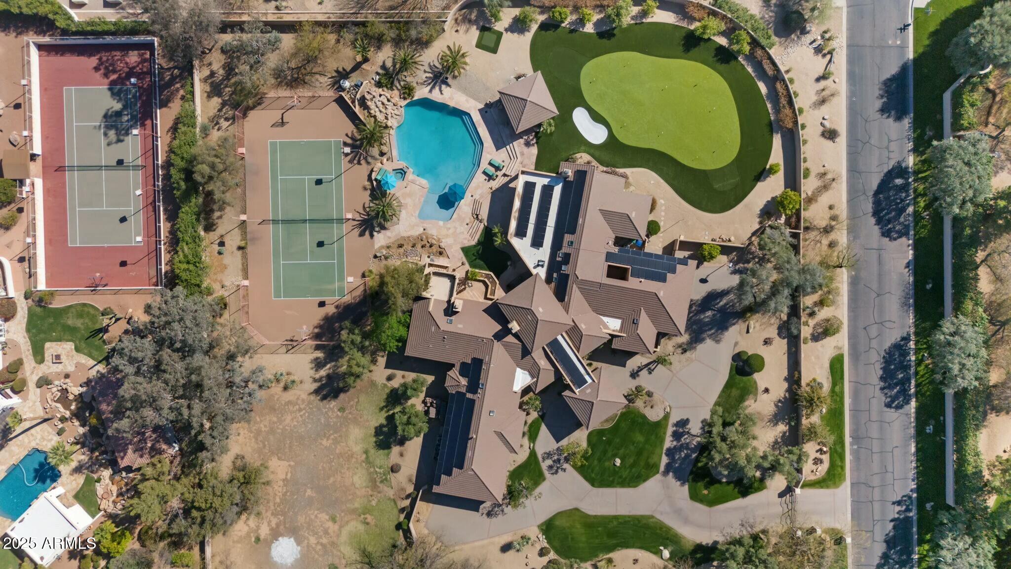 Paradise Valley, Arizona 85253, United States, 5 Bedrooms Bedrooms, ,6 BathroomsBathrooms,Residential,Active,97087