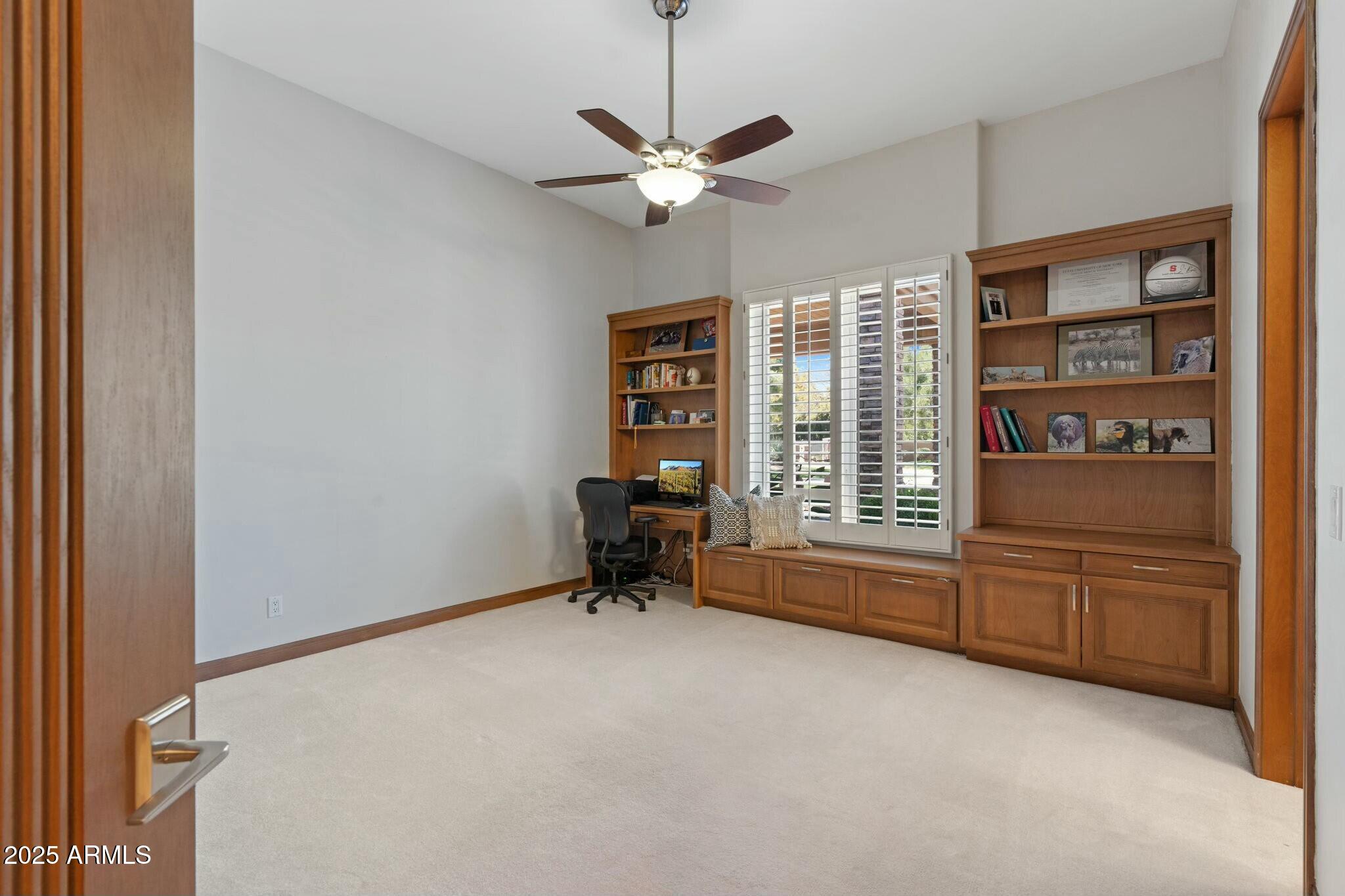 Paradise Valley, Arizona 85253, United States, 5 Bedrooms Bedrooms, ,6 BathroomsBathrooms,Residential,Active,97087