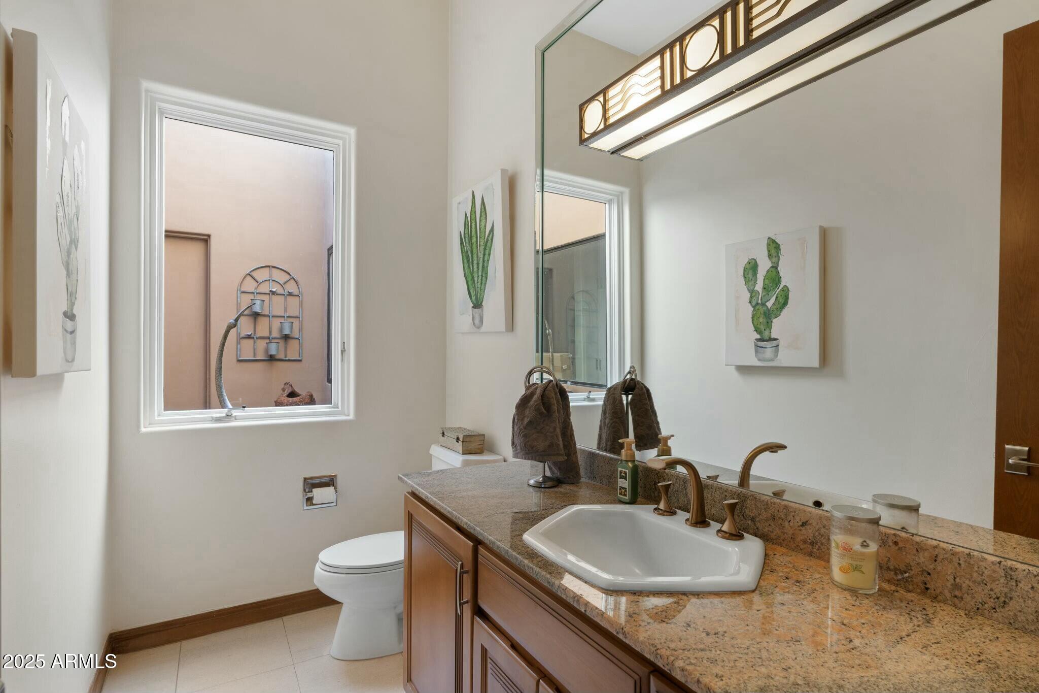 Paradise Valley, Arizona 85253, United States, 5 Bedrooms Bedrooms, ,6 BathroomsBathrooms,Residential,Active,97087