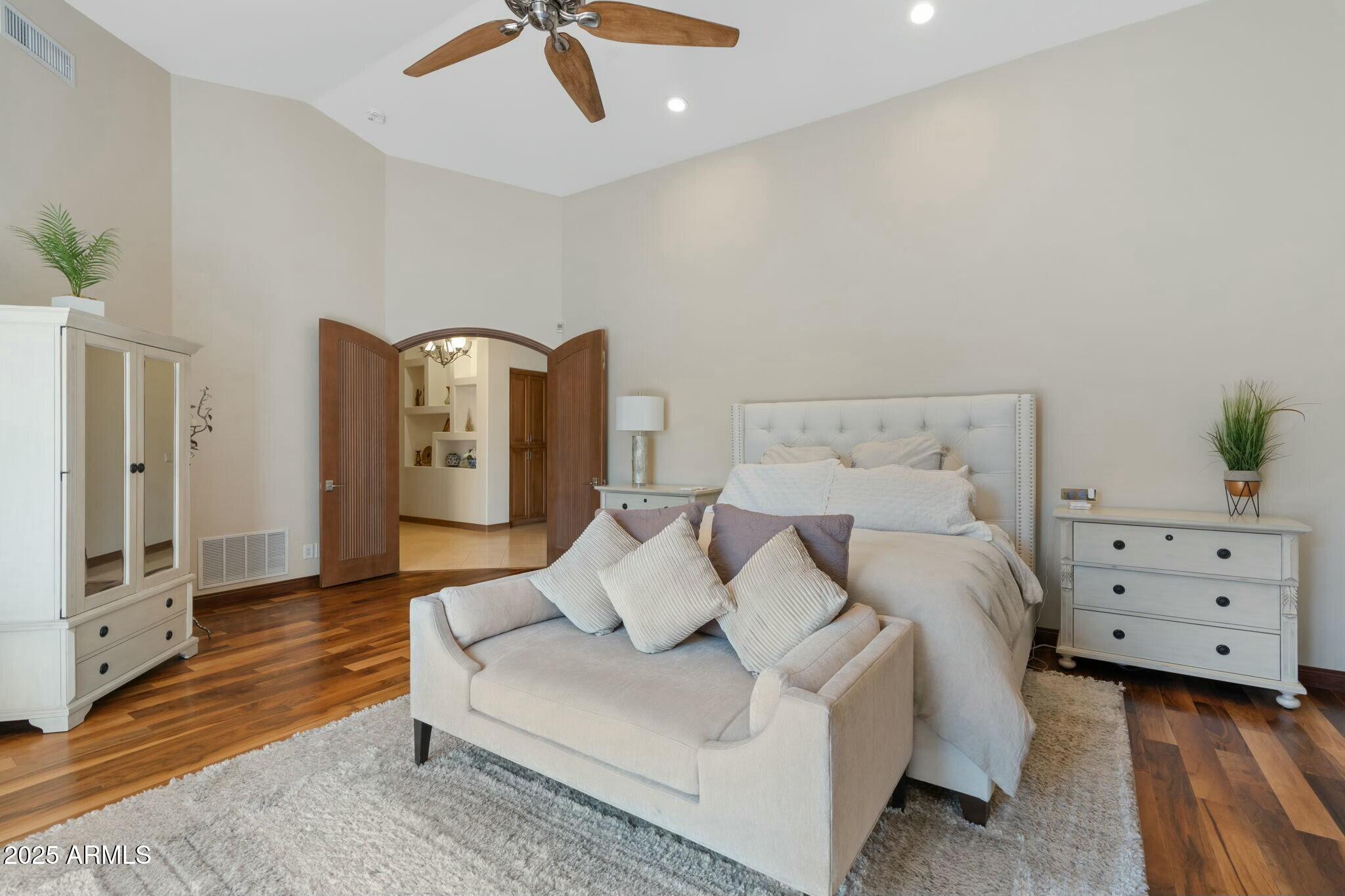 Paradise Valley, Arizona 85253, United States, 5 Bedrooms Bedrooms, ,6 BathroomsBathrooms,Residential,Active,97087