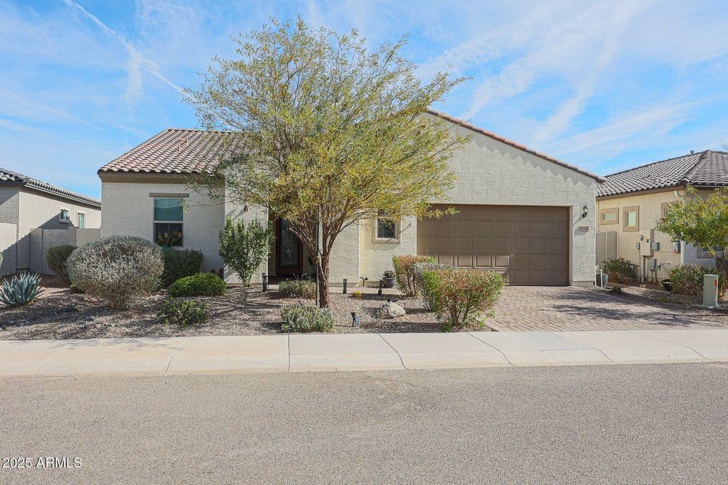 Photo of 16247 S 180th Drive, Goodyear, AZ 85338 (MLS # 6933399)