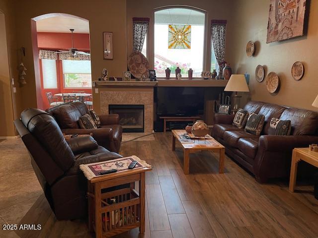 16809 W BRADFORD Way W