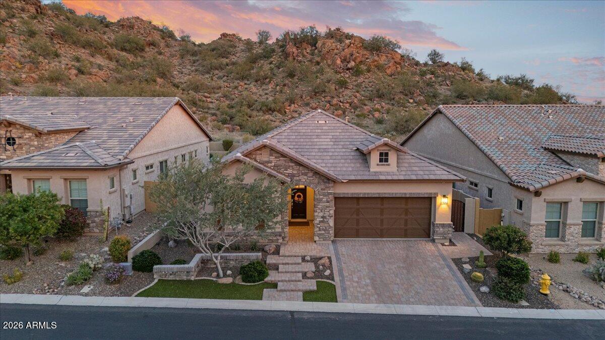 1865 N BERNARD Circle