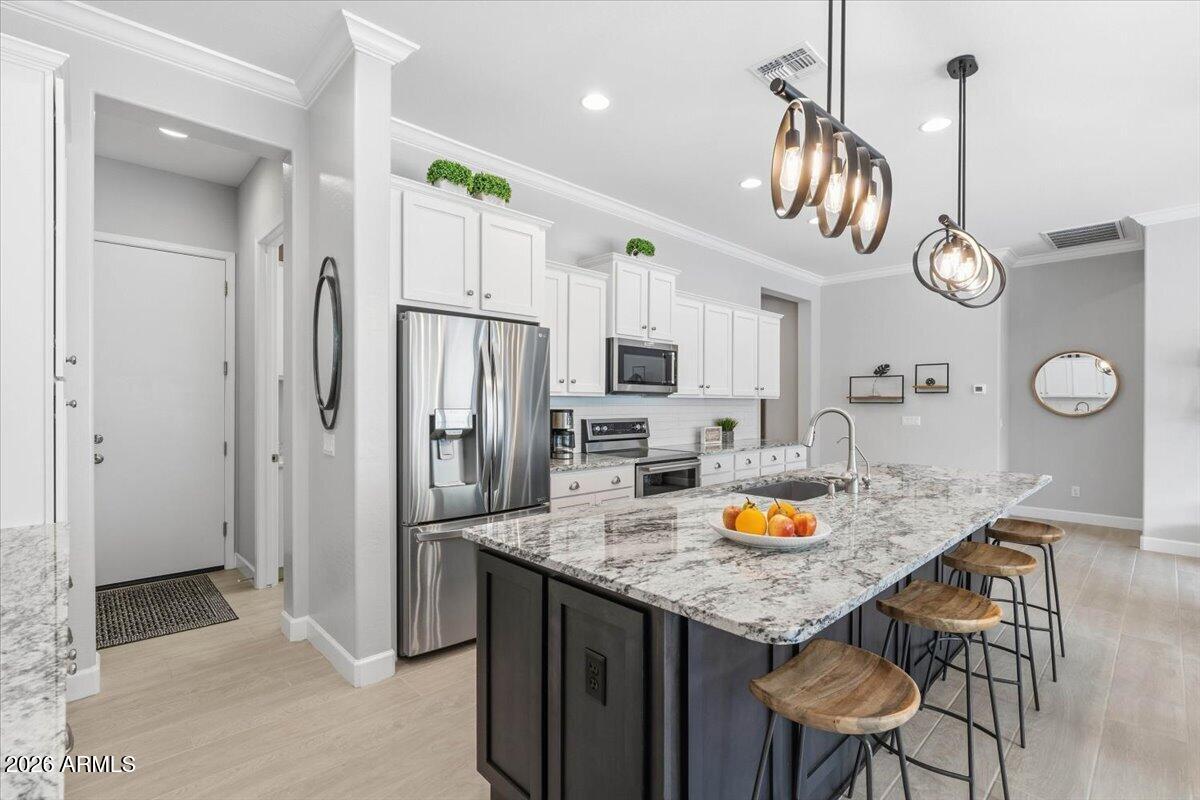 1865 N BERNARD Circle