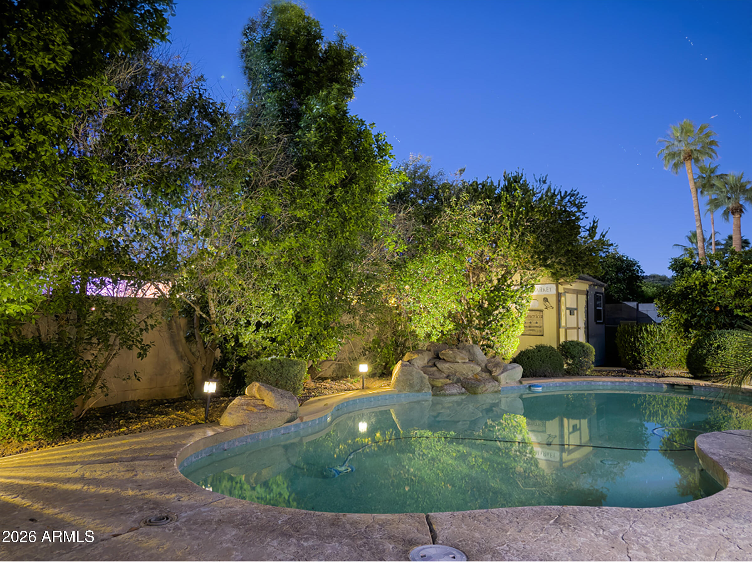 801 W Port Royale Lane