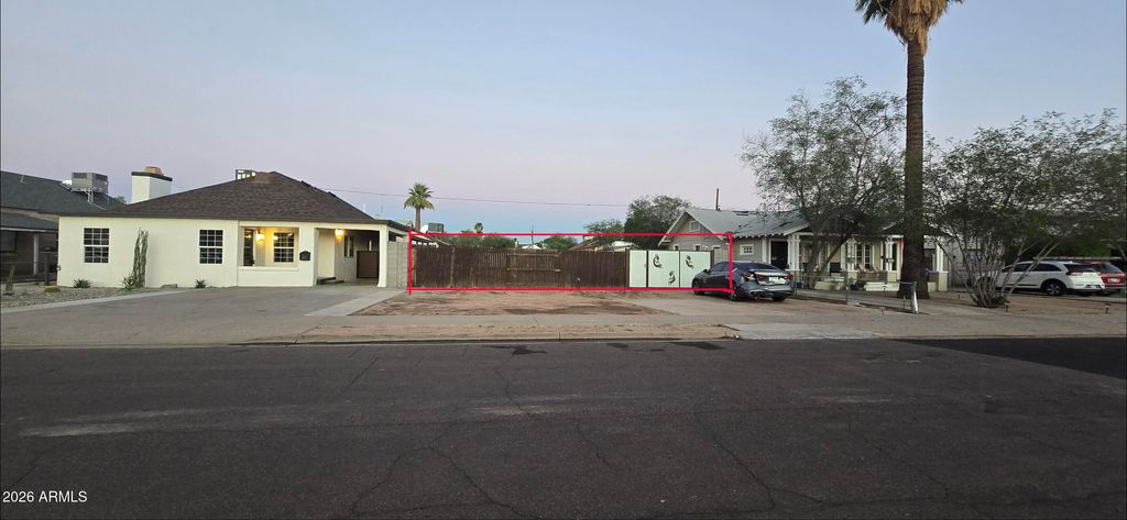 Photo of 2237 N Richland Street #6, Phoenix, AZ 85006 (MLS # 6985996)