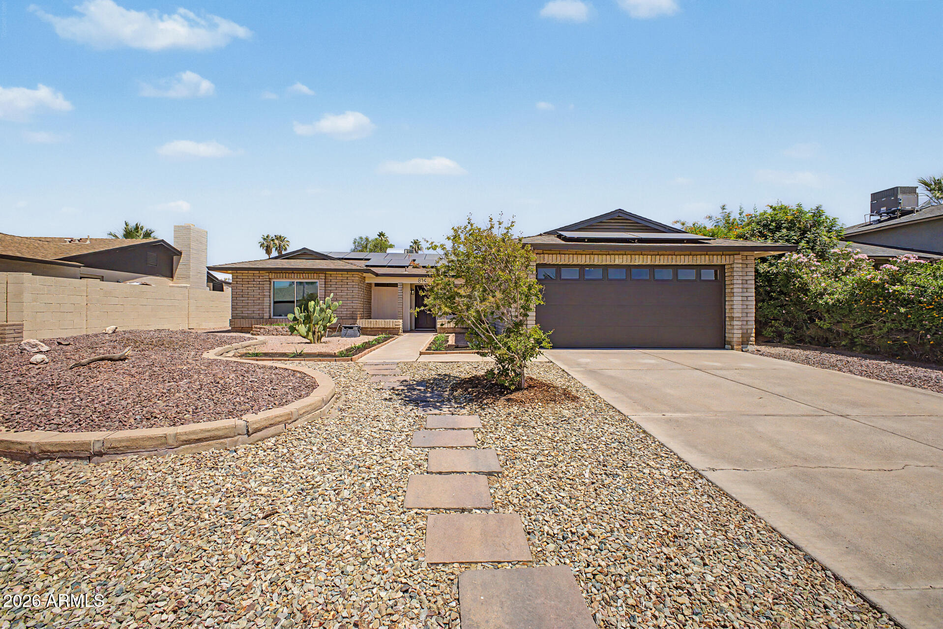 814 E CHILTON Drive