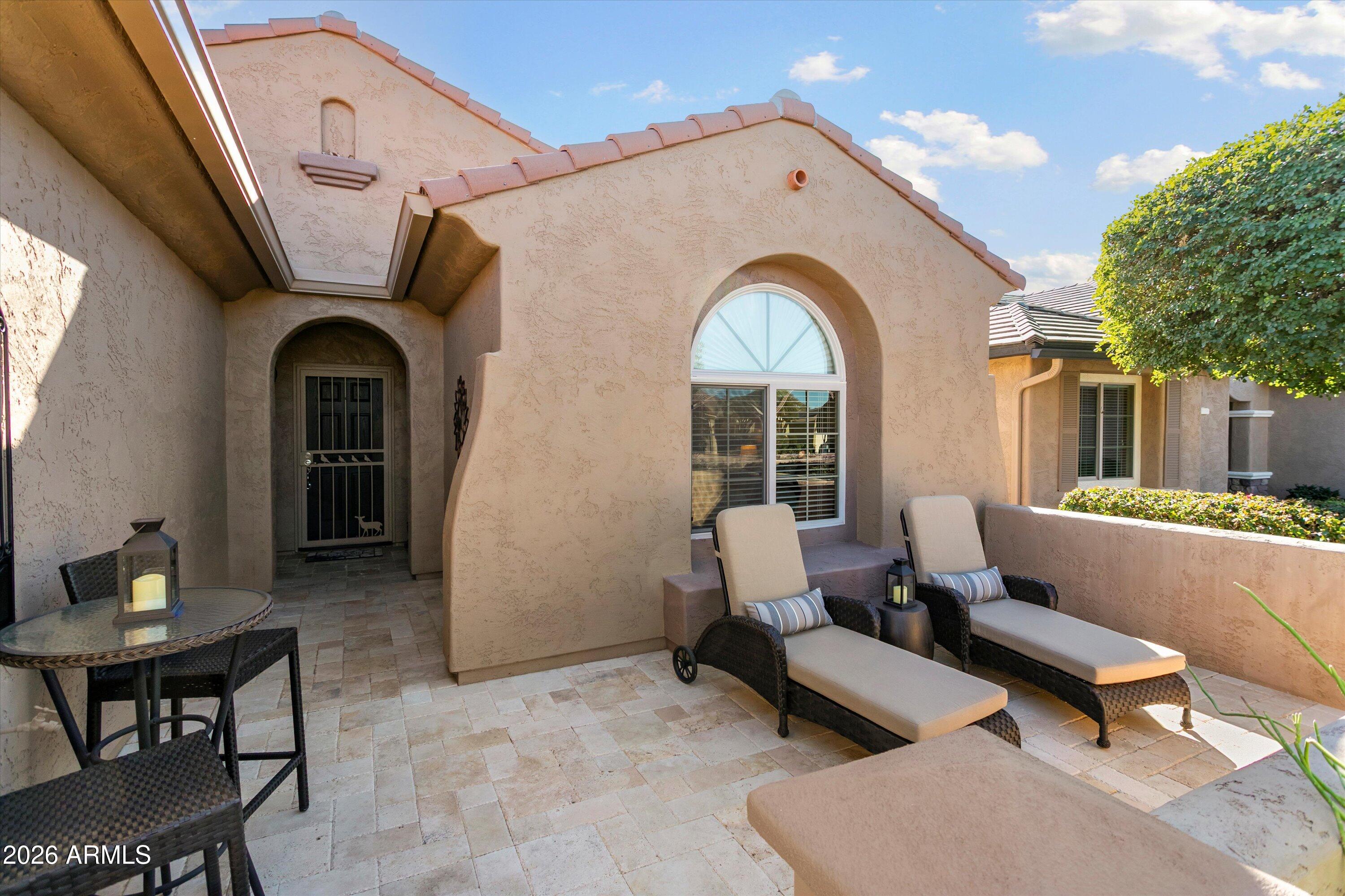 26455 W PONTIAC Drive