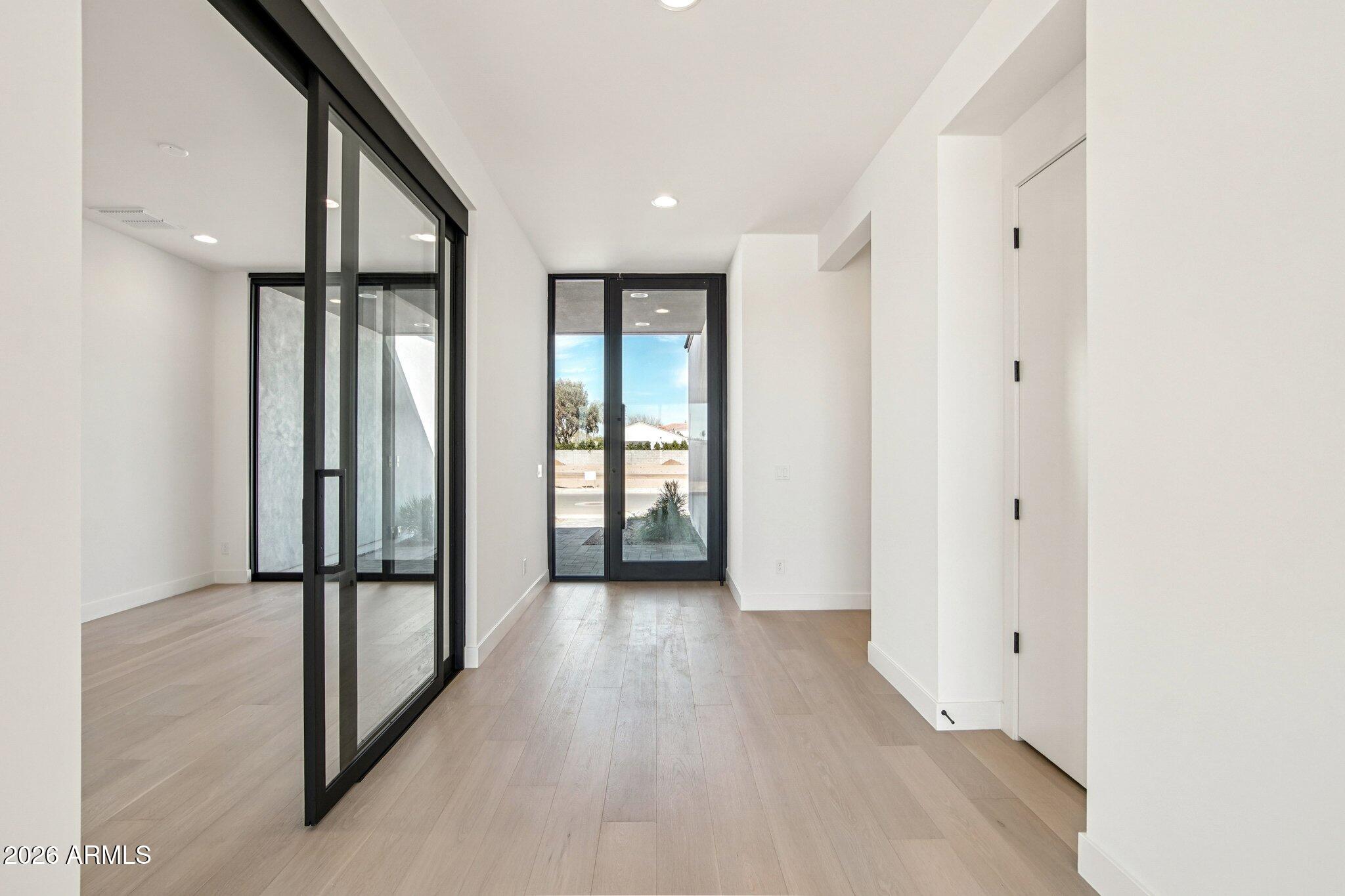 2351 E AQUARIUS Place