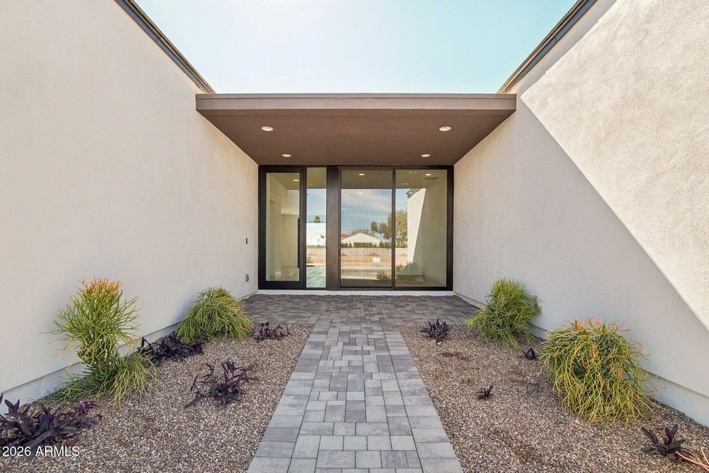 Photo of 2351 E Aquarius Place, Chandler, AZ 85249 (MLS # 6999898)