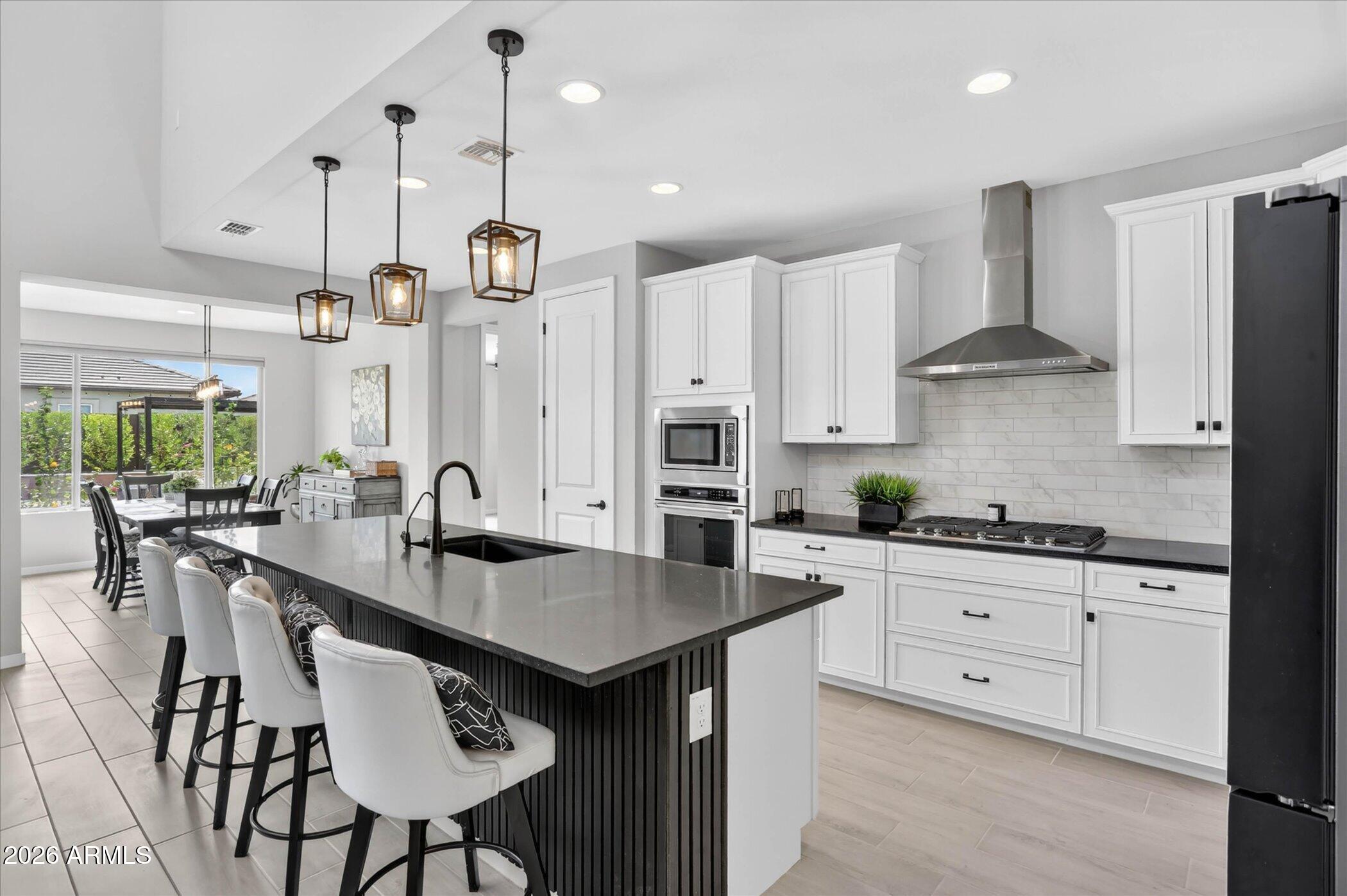 DESERT RIDGE SUPER BLOCK 1 SOUTHWEST PHASE 1 - Residential
