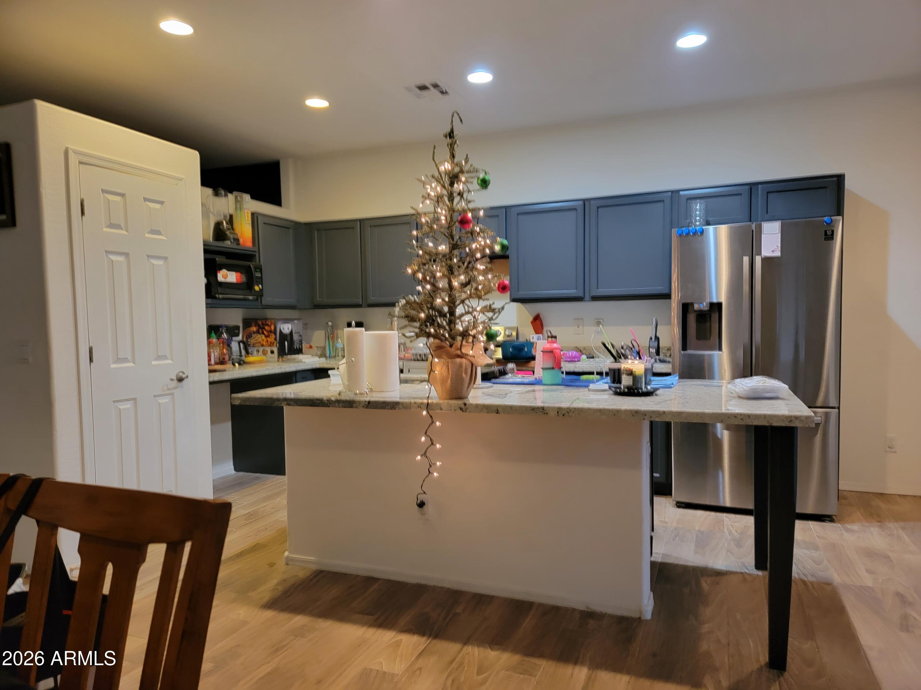 10253 W CHIPMAN Road