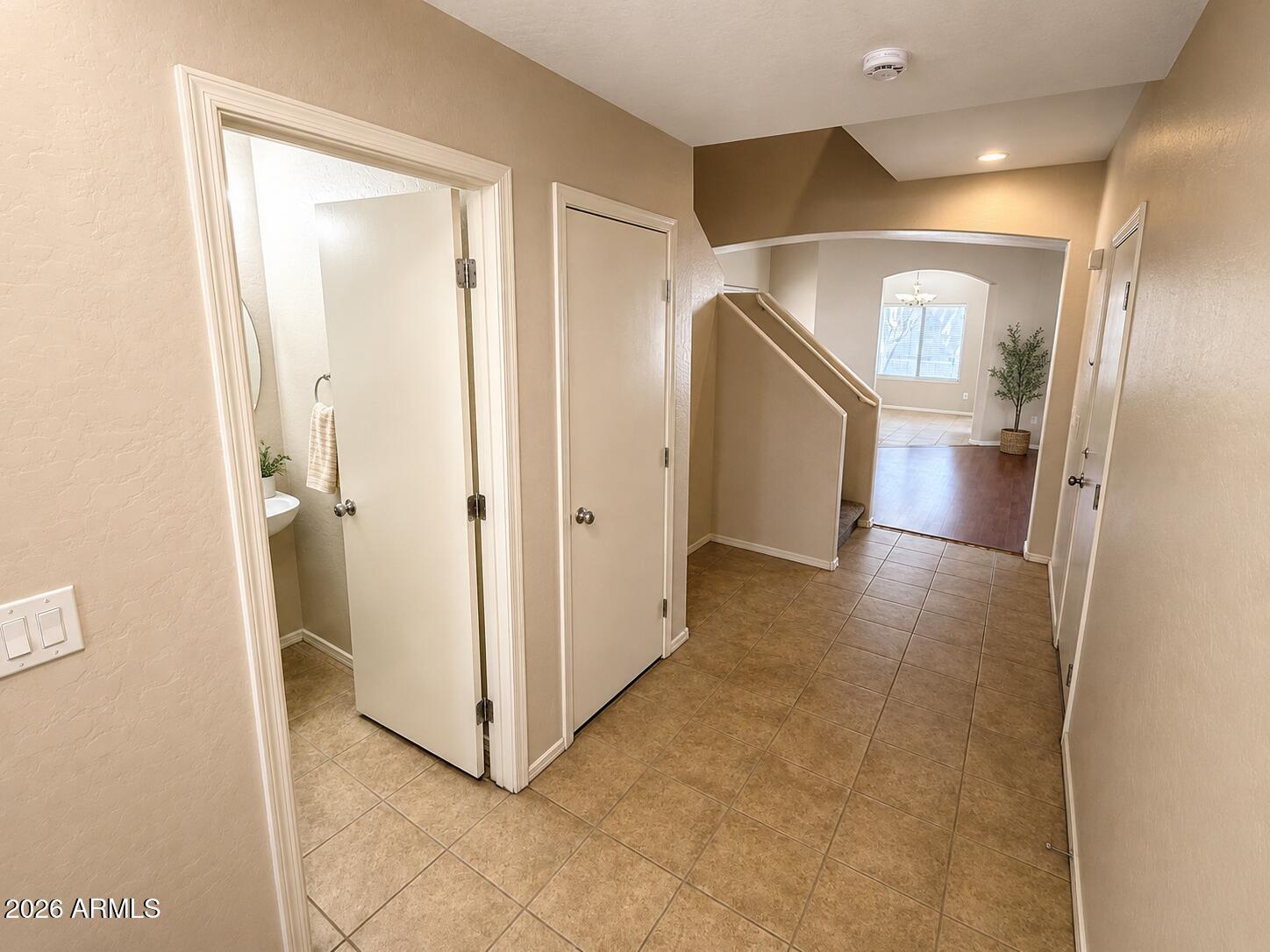 5158 W SHAW BUTTE Drive