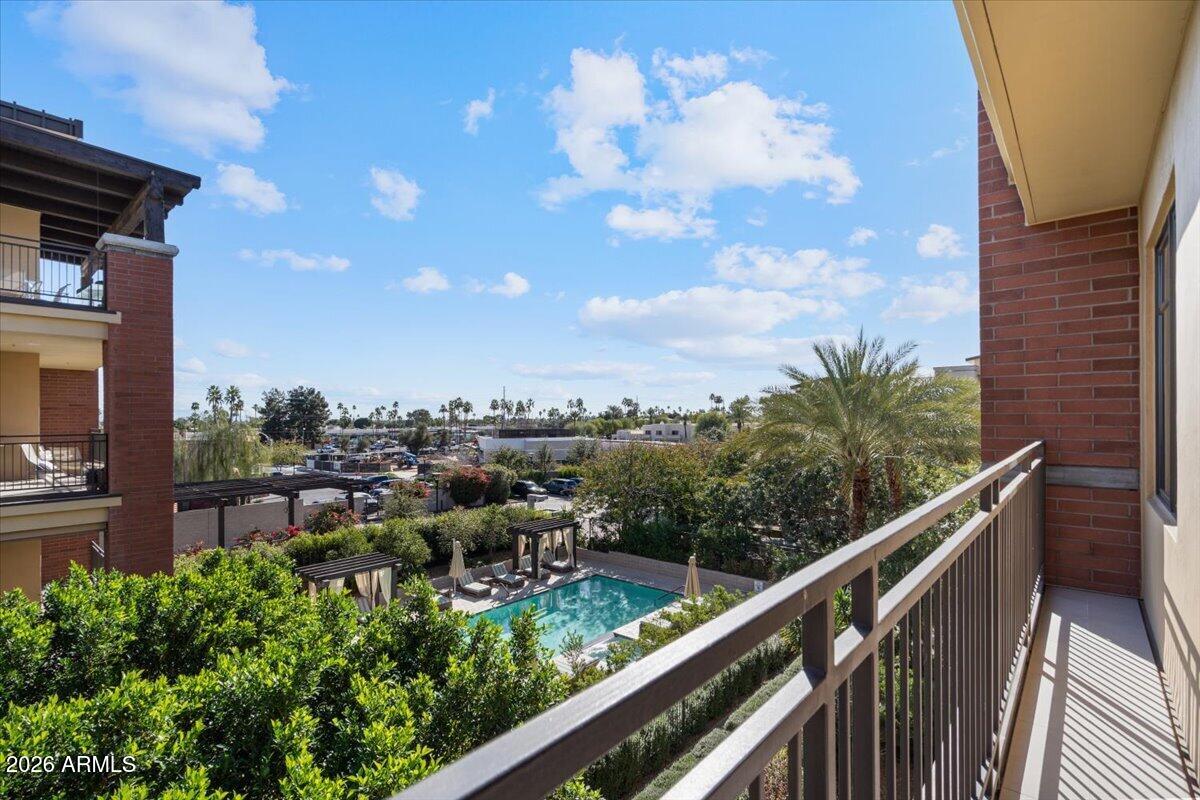 6166 N SCOTTSDALE Road B3007