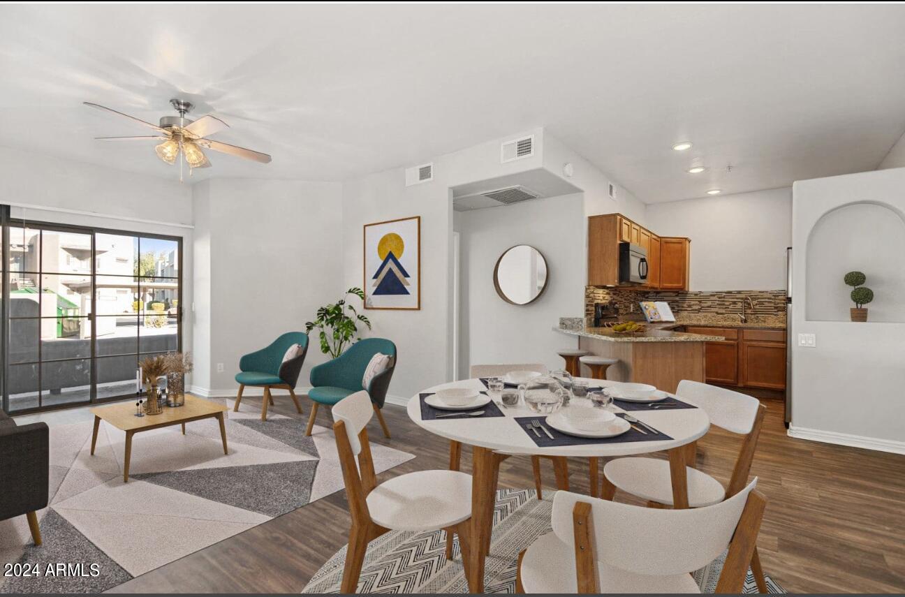 9259 E RAINTREE Drive 1