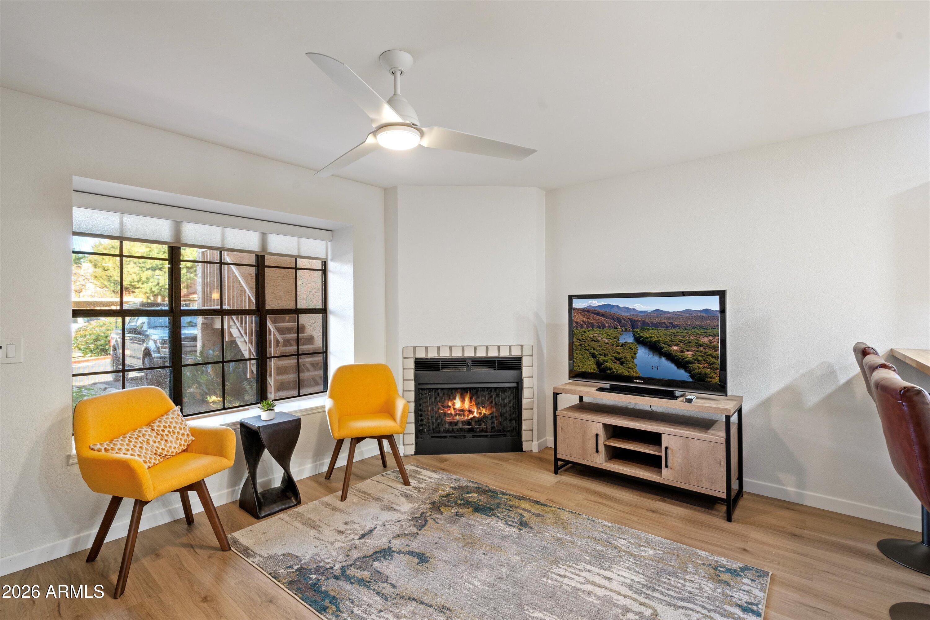 4901 E Kelton Lane 1243