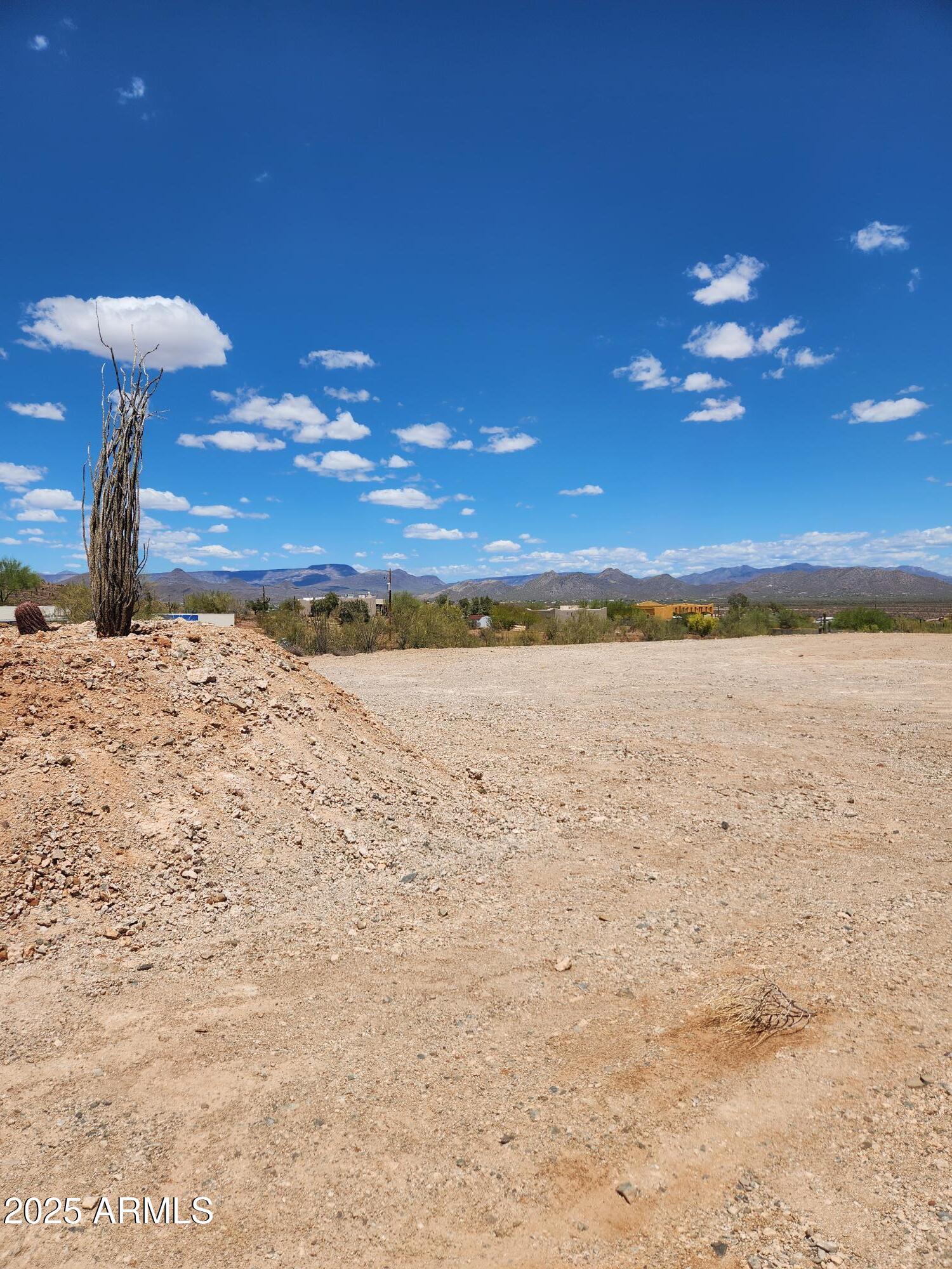 1014 E DESERT SKY Court 21174116