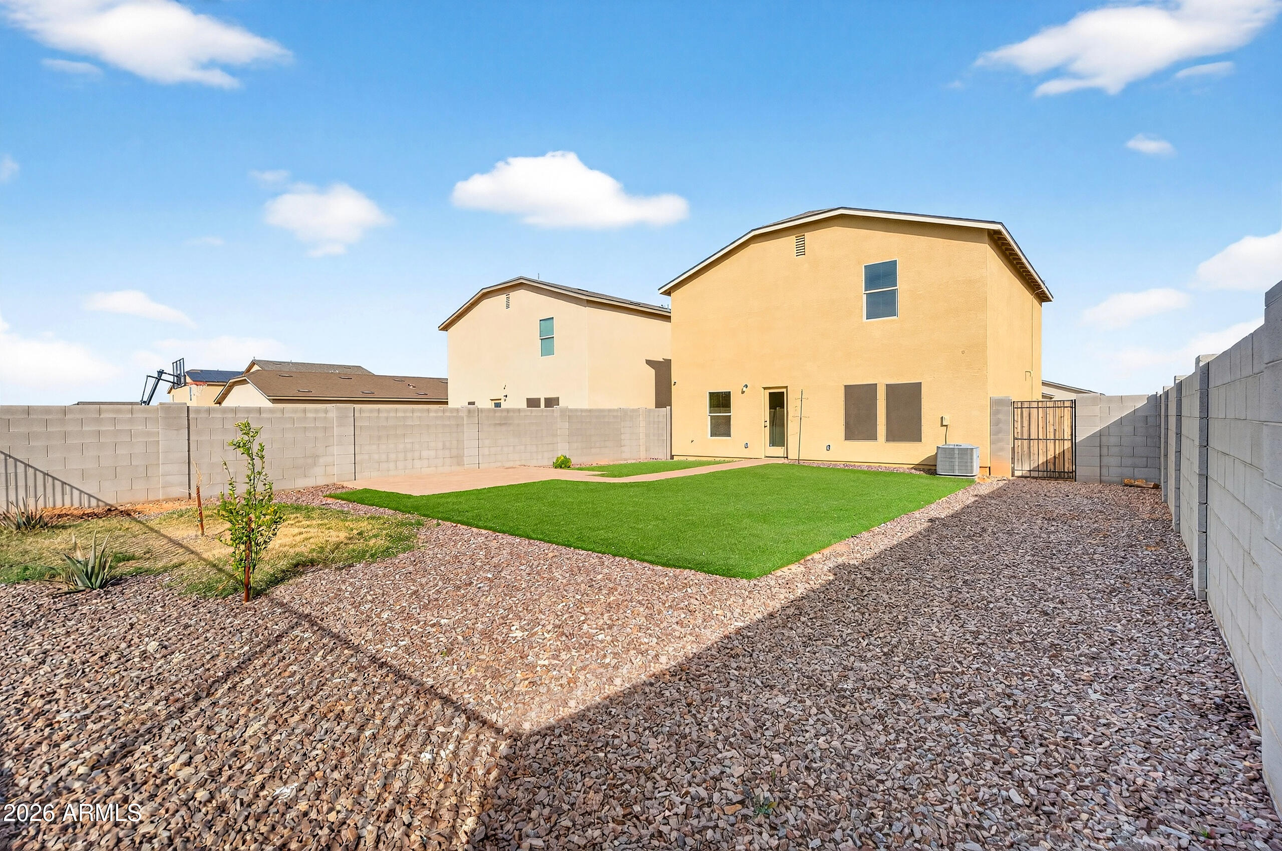 PICACHO CROSSING (LOTS 1-6 & 57-322) - Residential