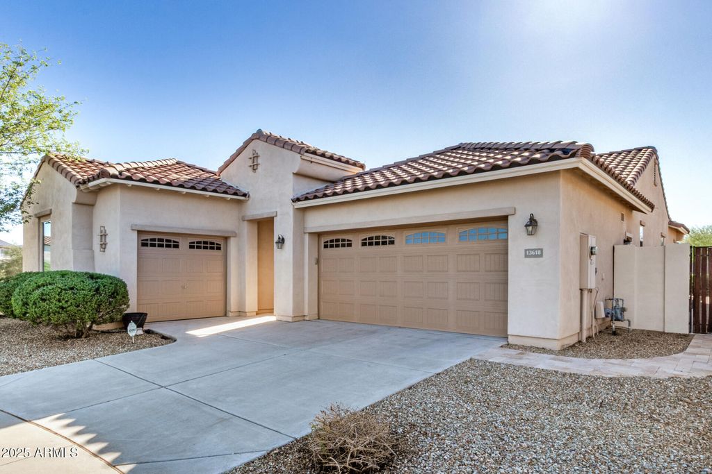 Photo of 13618 S 177th Lane, Goodyear, AZ 85338 (MLS # 6960397)