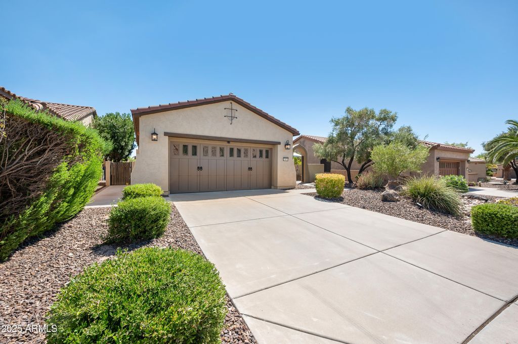 Photo of 27675 N Helios Trail, Peoria, AZ 85383 (MLS # 6921026)