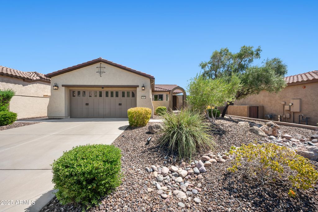Photo of 27675 N Helios Trail, Peoria, AZ 85383 (MLS # 6921026)