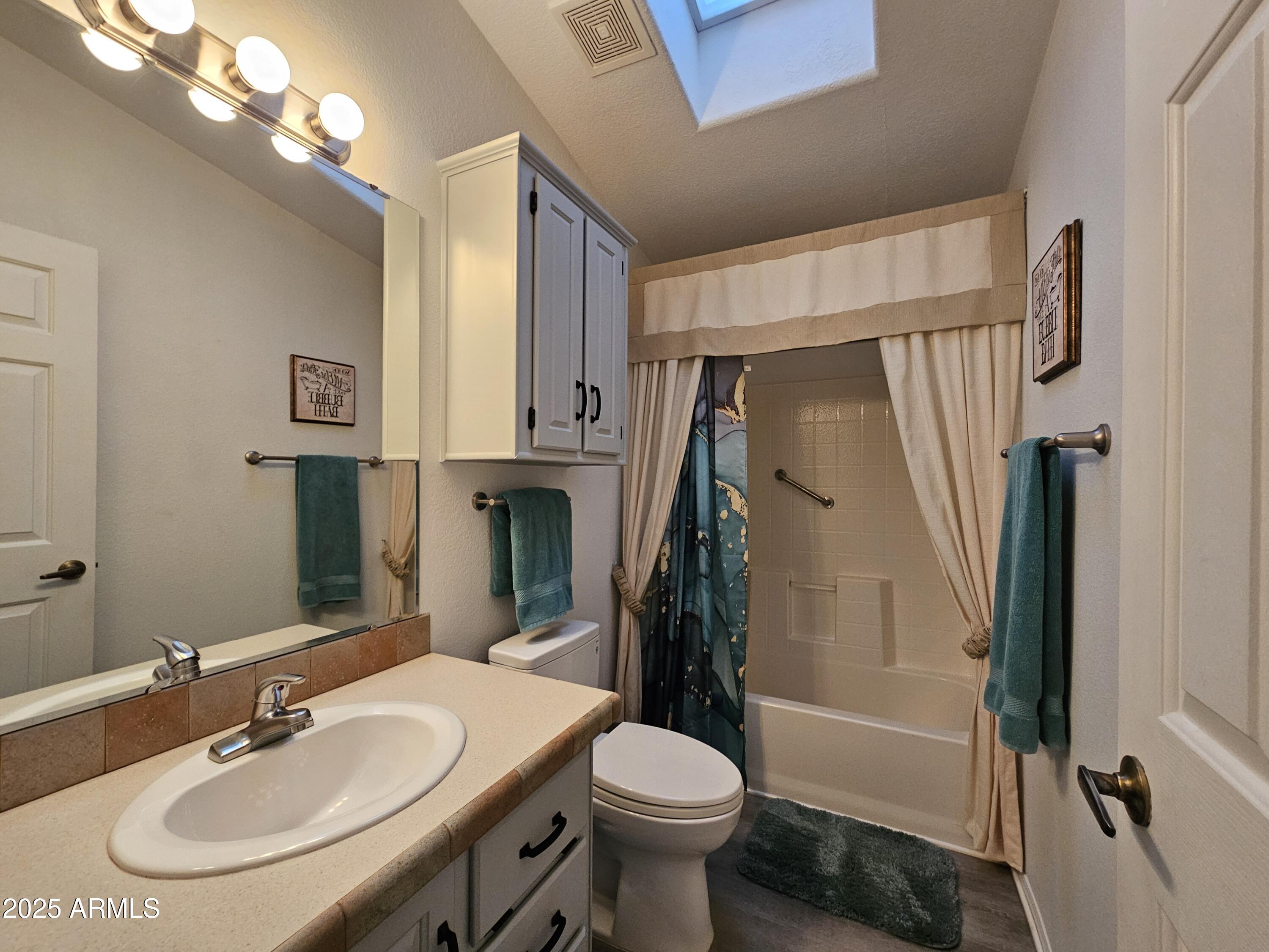 650 N Hawes Road 4634