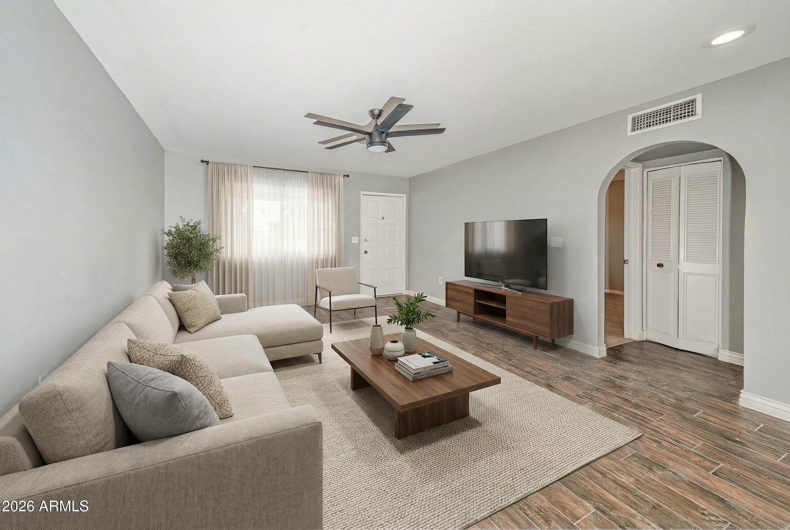 3331 W DEL MONICO Lane